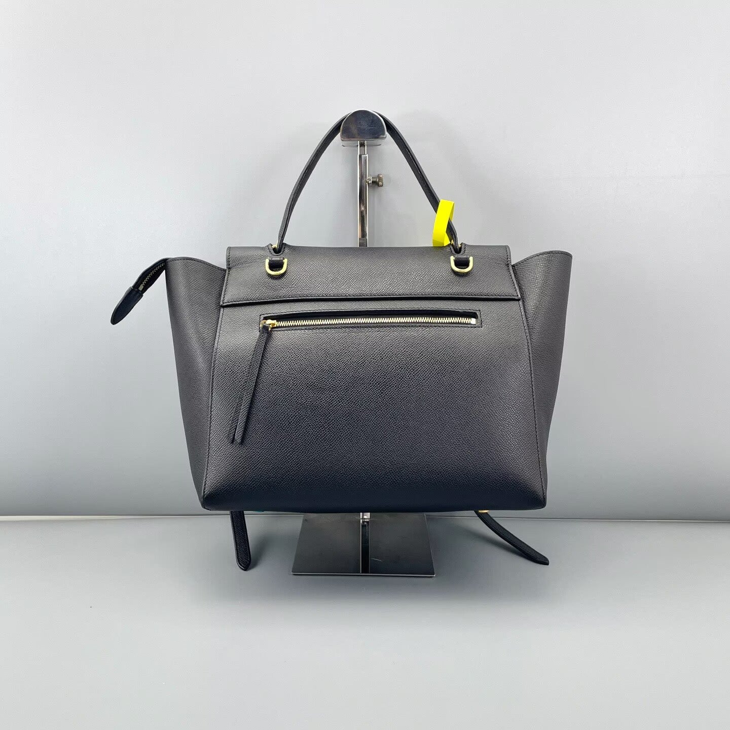 Celine - Belt Bag - Grained calfskin leather - Black - (Medium)