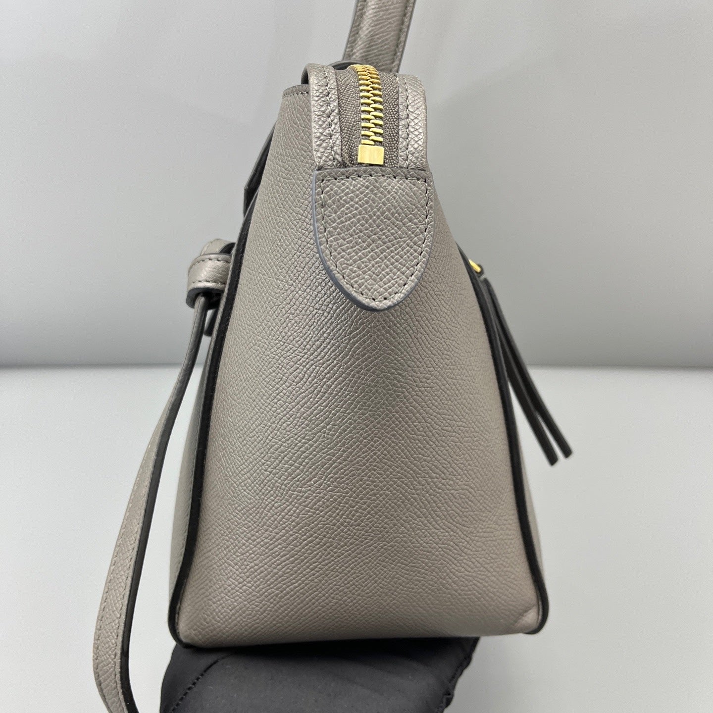 Celine - Belt Bag - Grained calfskin leather - Grey - (Small)
