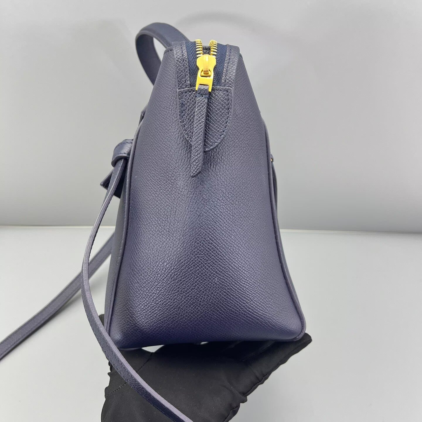 Celine - Belt Bag - Grained calfskin leather - Navy Blue with Gold-Tone Hardware - (Small)