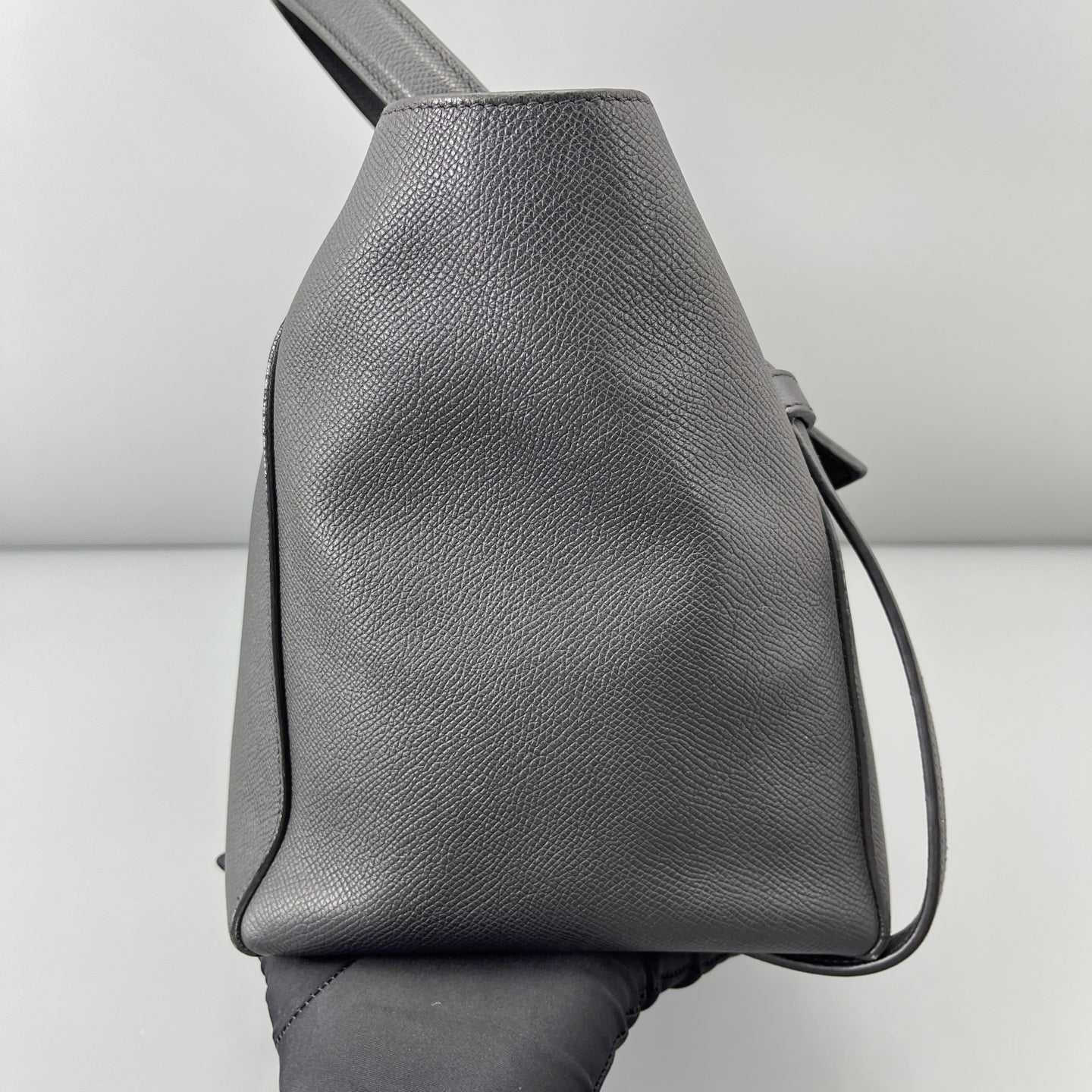 Celine - Belt Bag - Leather - Black - (medium)