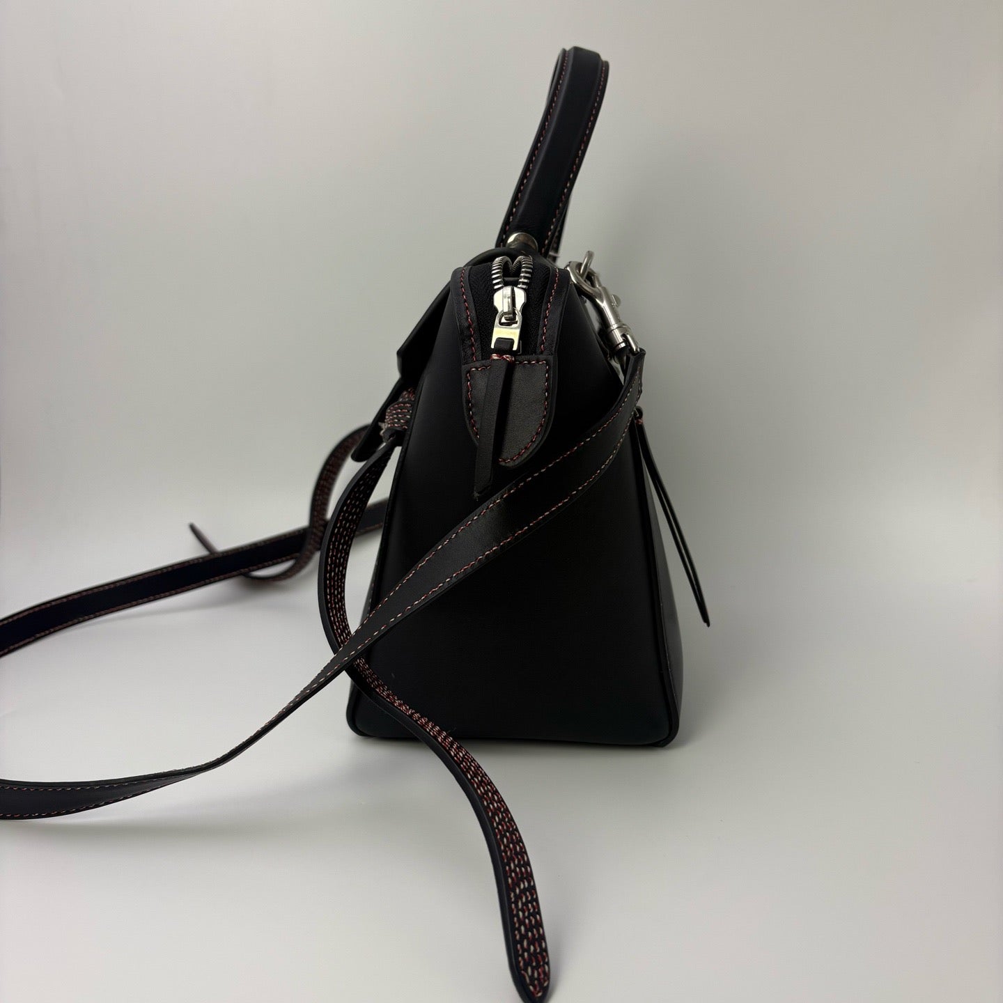Celine - Belt Bag - Leather - Black - (medium)