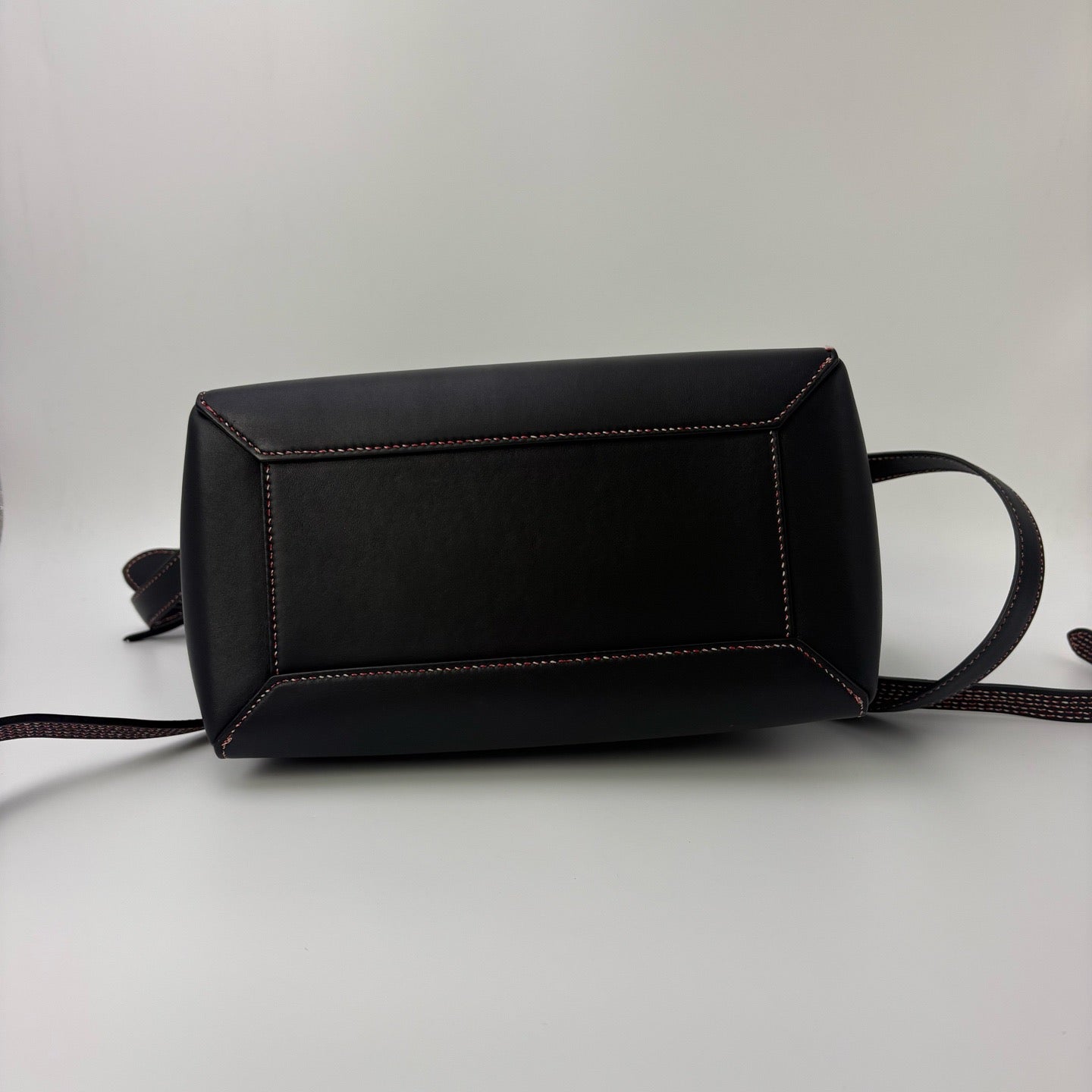 Celine - Belt Bag - Leather - Black - (medium)