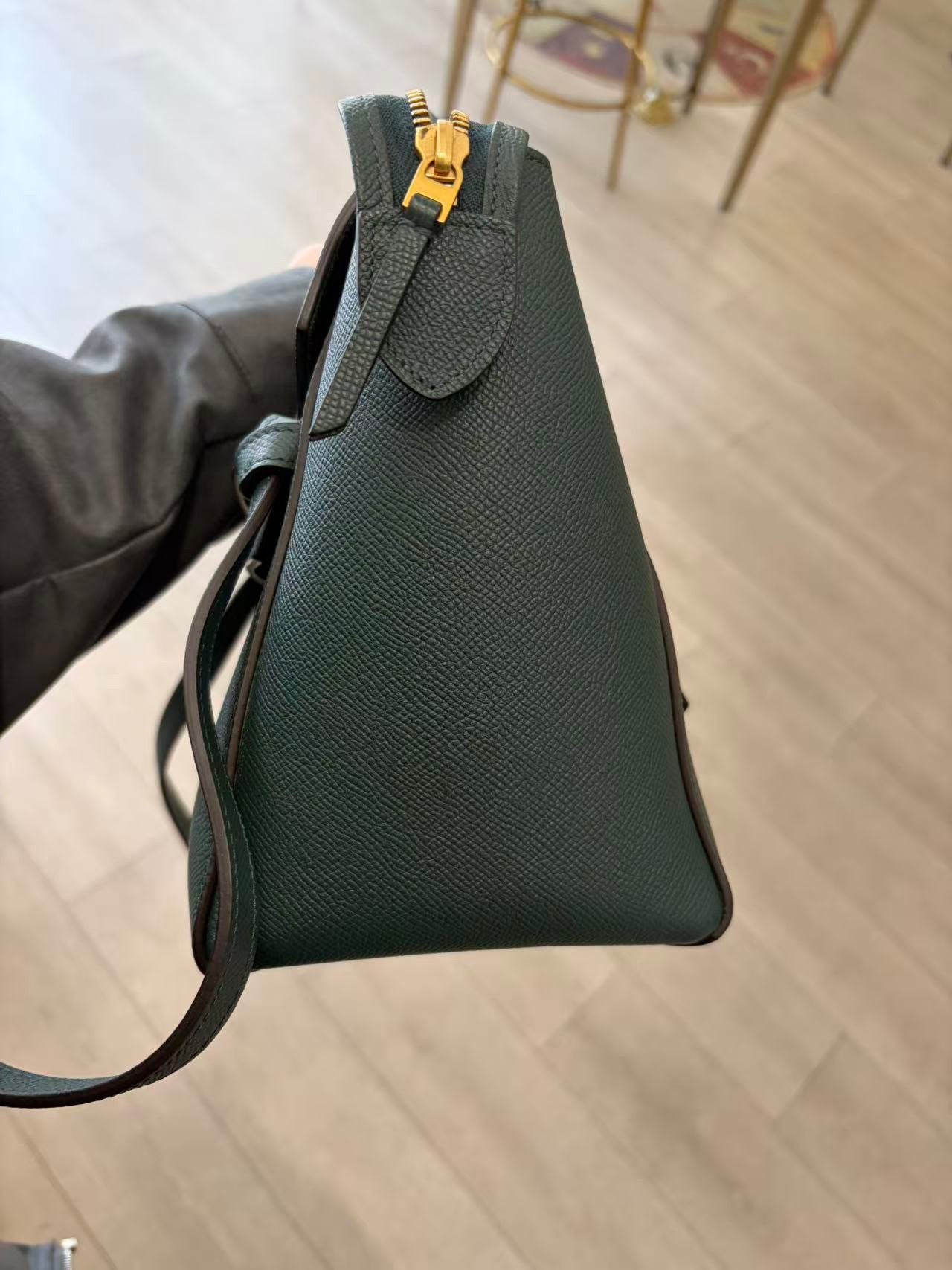 Celine - Belt Bag - Leather - Green - (small)