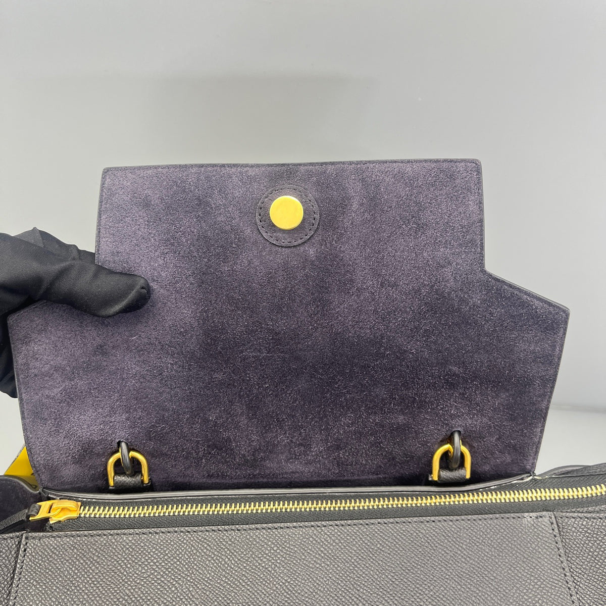 Celine - Belt Bag Medium - Leather - Black - (medium)