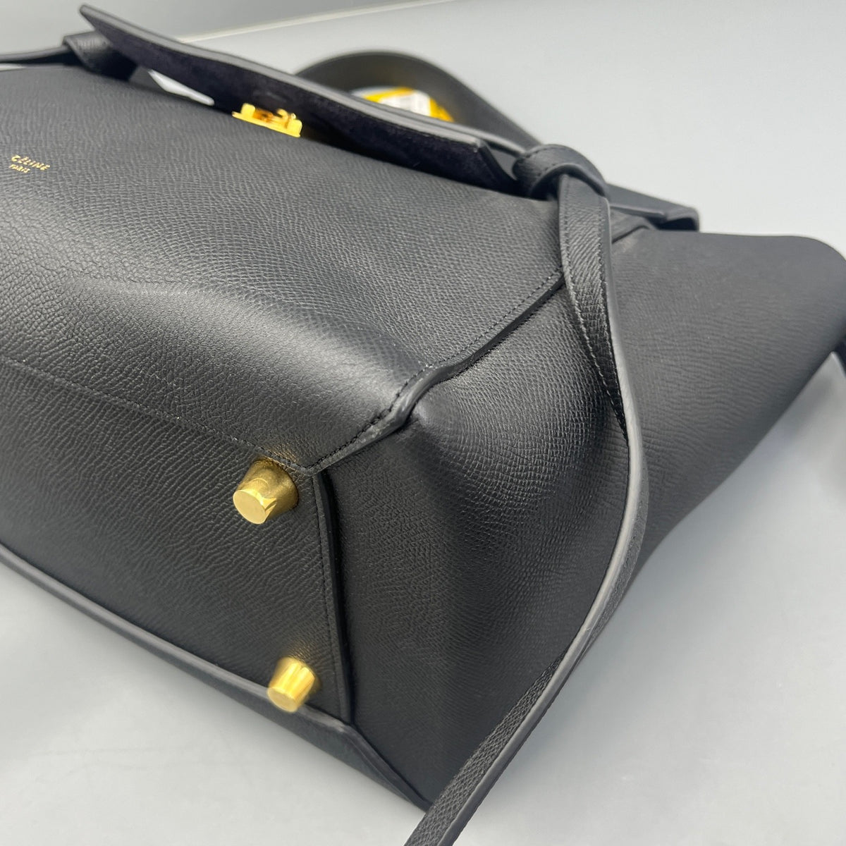 Celine - Belt Bag Medium - Leather - Black - (medium)