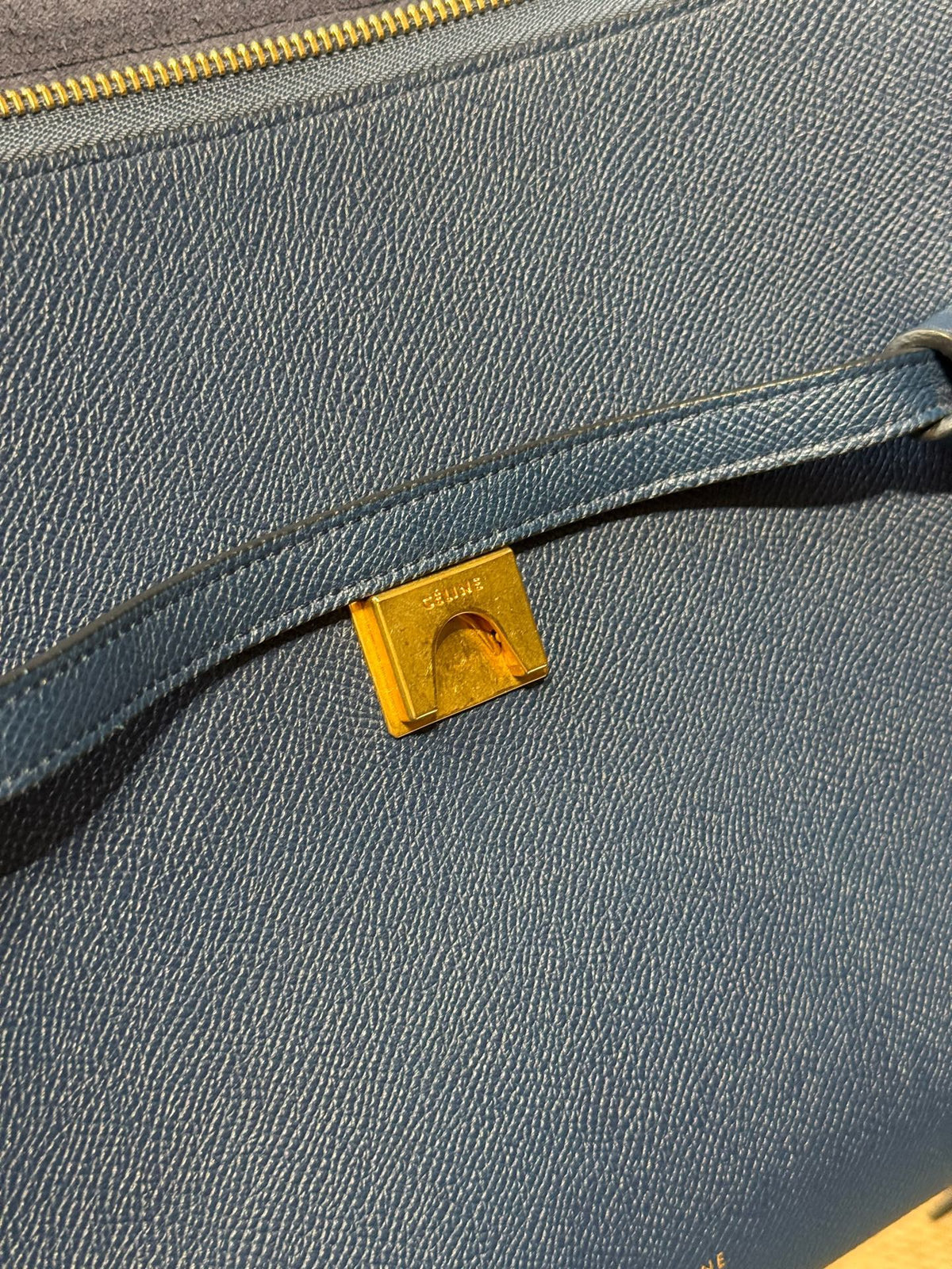 Celine - Belt Bag Medium - Leather - Navy - (medium)