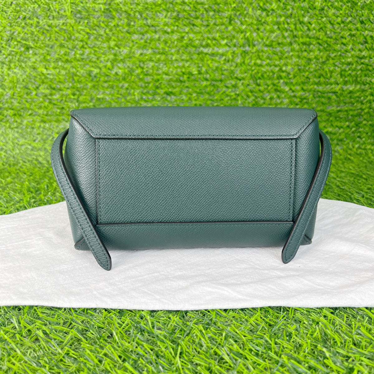Celine - Belt Bag Small - Leather - Green - (small)