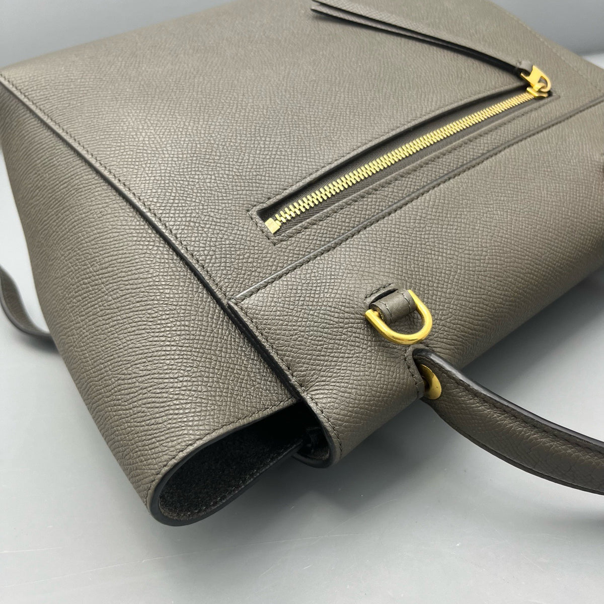 Celine - Belt Bag Small - Leather - Grey - (Small)