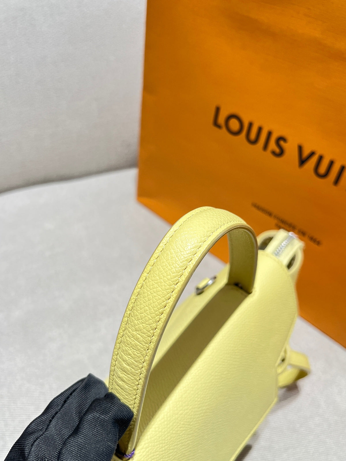 Celine - Belt Bag Small - Leather - Yellow - (small)
