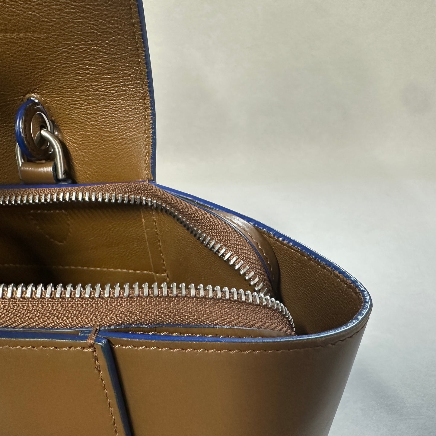 Céline - Belt - Leather - Brown - (medium)