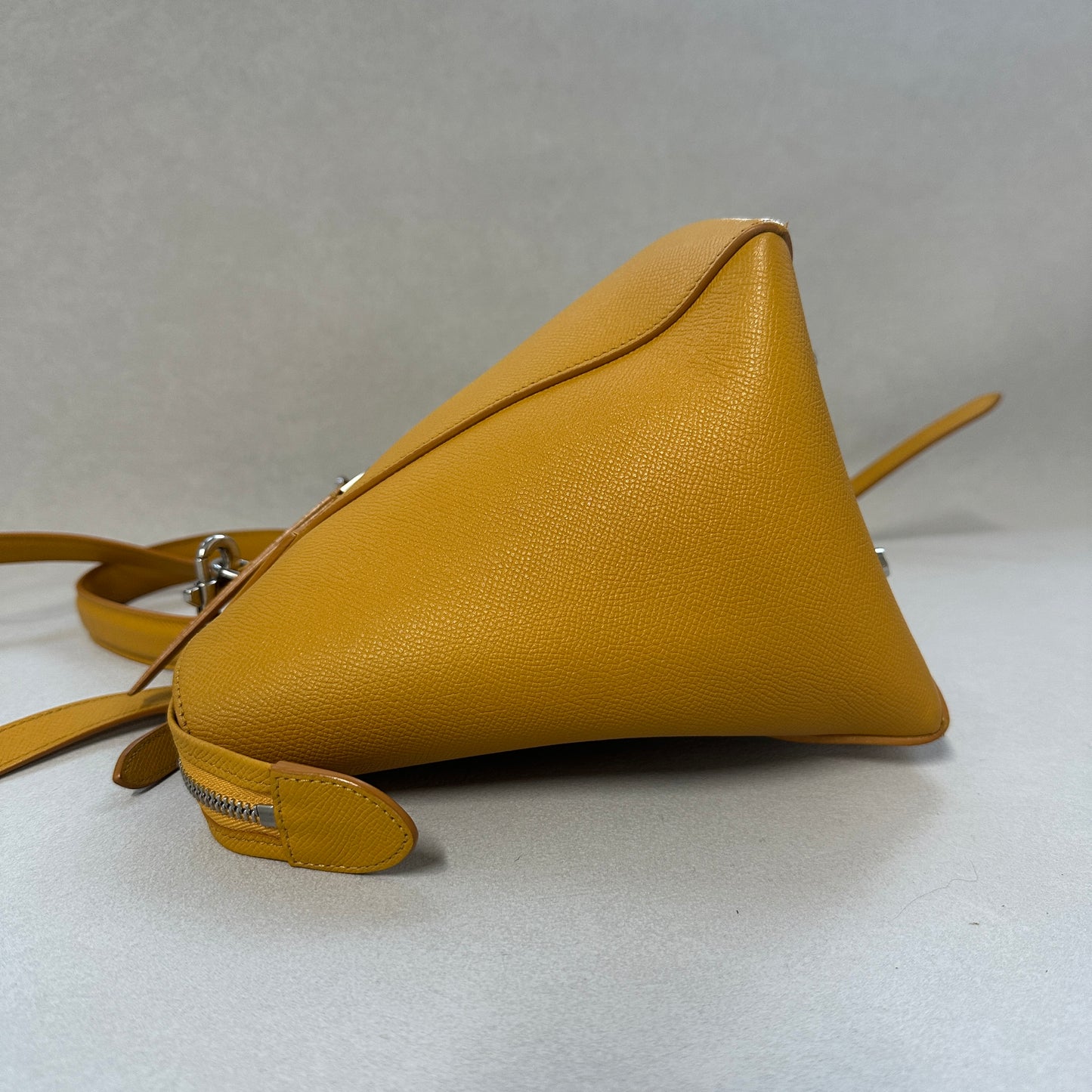 Céline - Belt - Leather - Yellow - (medium)