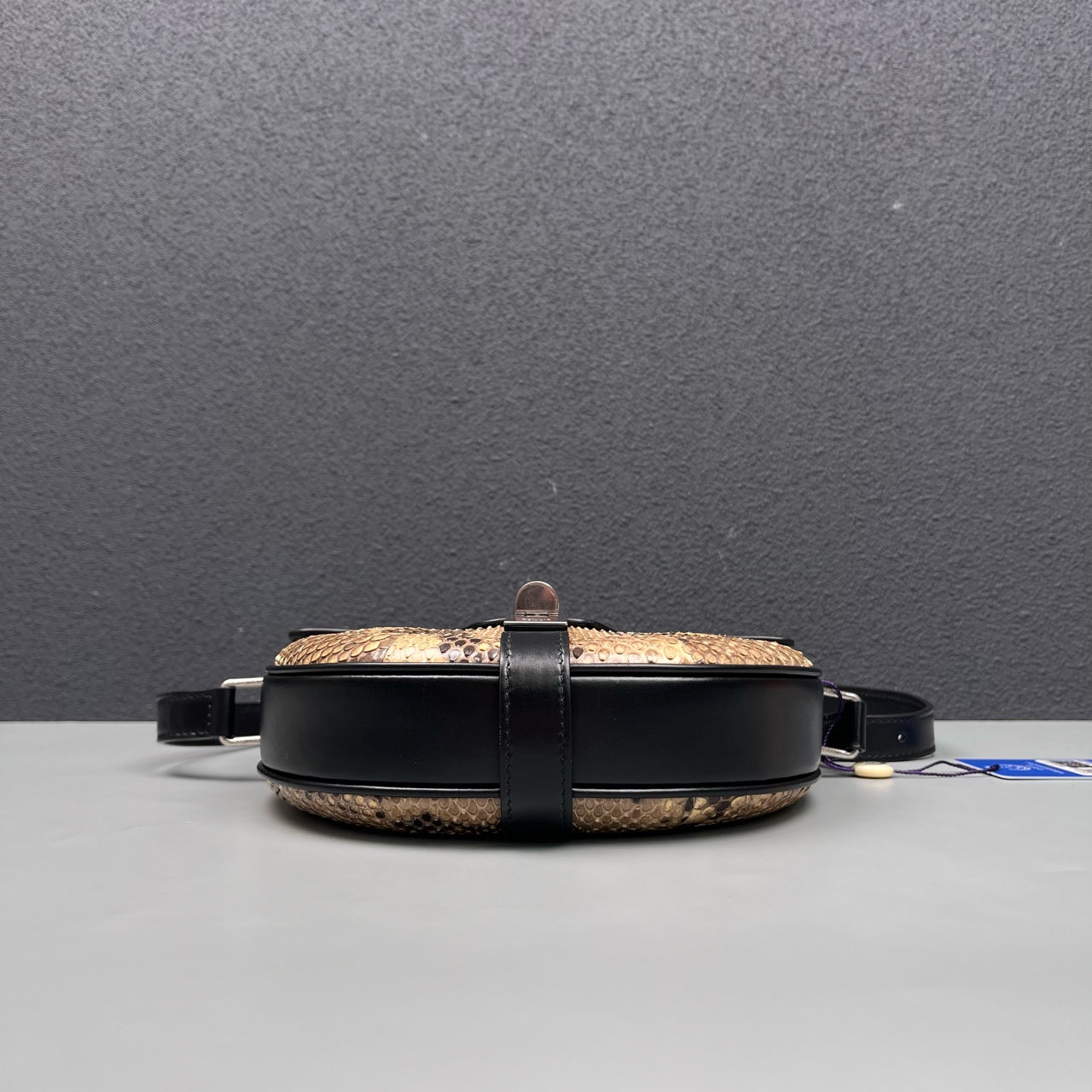Celine - BESACE Saddle Bag - Smooth calfskin leather and genuine python - Black and natural python (beige, brown) tones - (small)