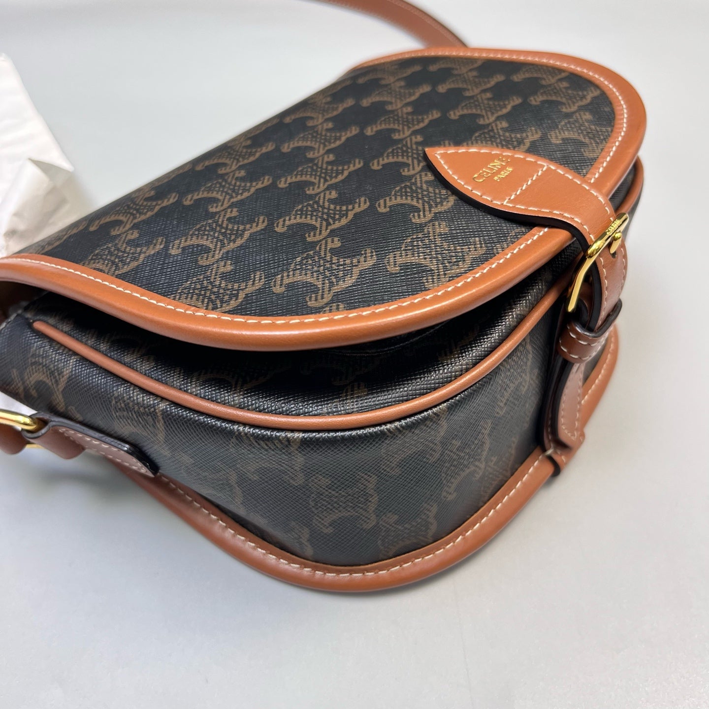 Celine - Besace Triomphe - Leather - Brown - (Medium)