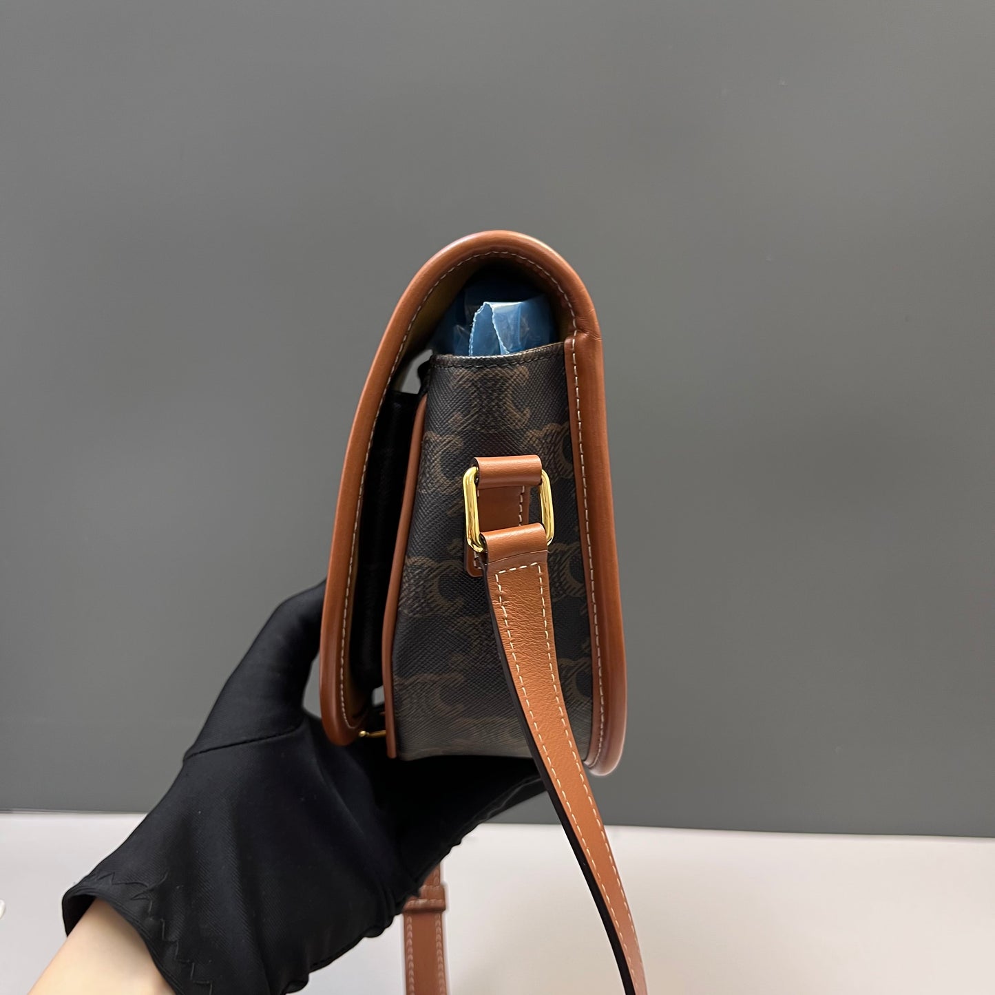Celine - Besace Triomphe - Leather - Brown - (Medium)