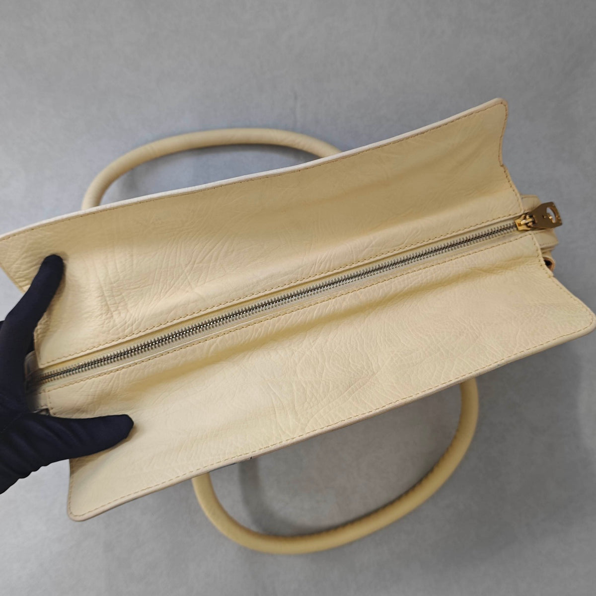 CELINE - Boogie Bag - Leather - Beige - (medium)