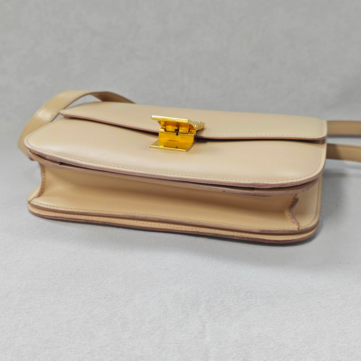 CELINE - Box Bag - Leather - Beige - (medium)