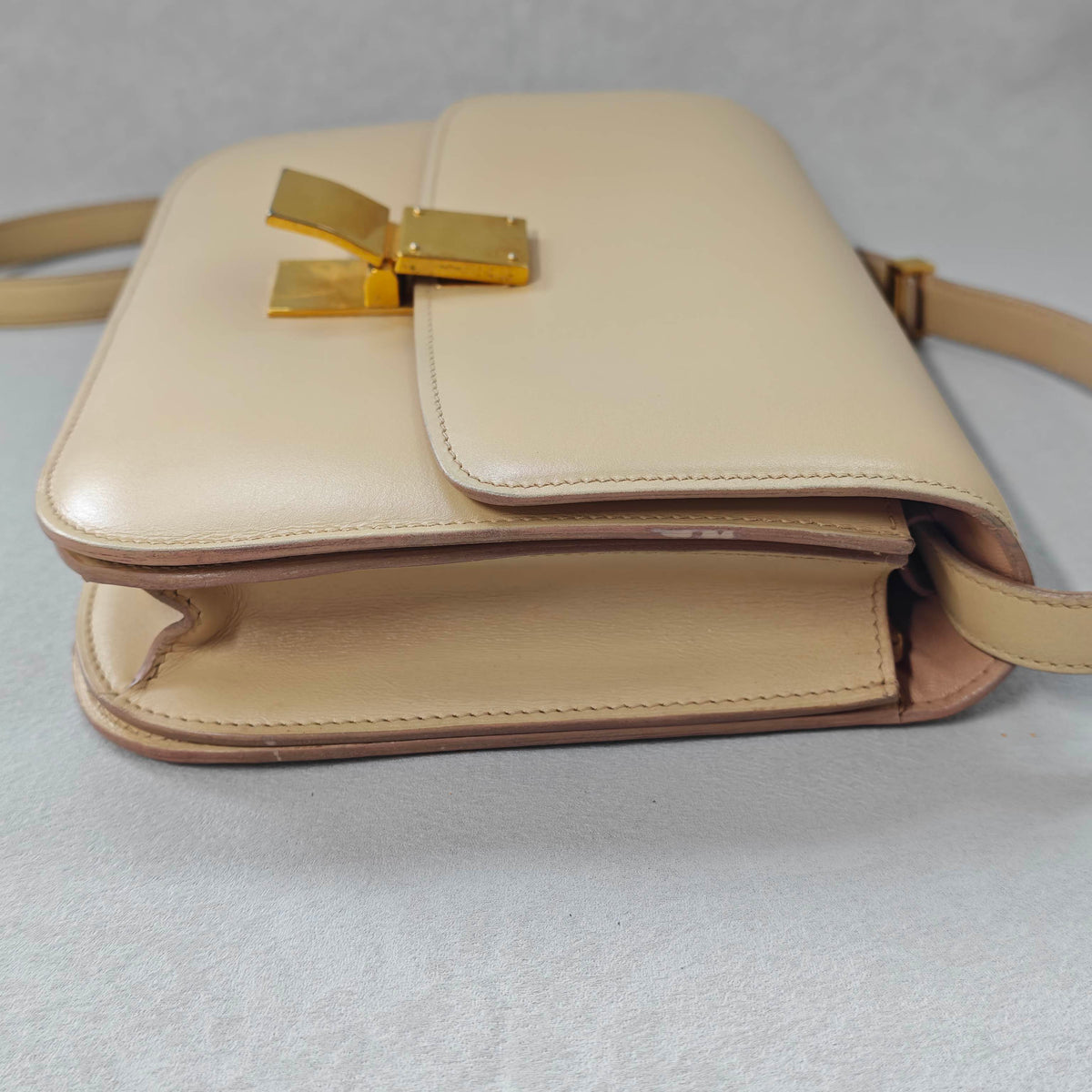 CELINE - Box Bag - Leather - Beige - (medium)