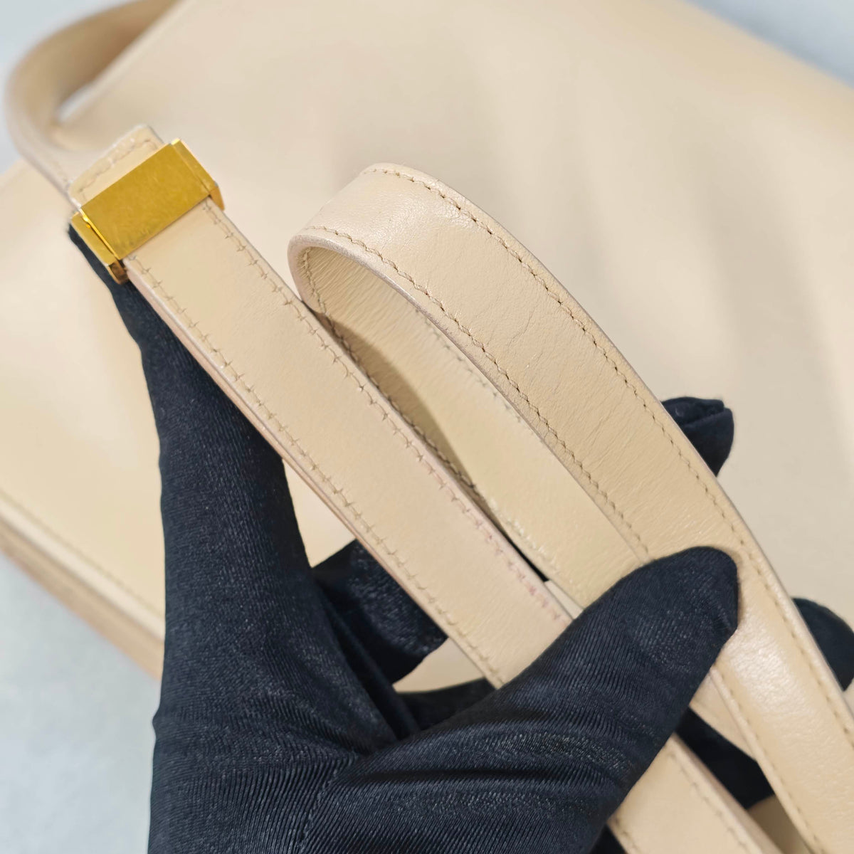 CELINE - Box Bag - Leather - Beige - (medium)