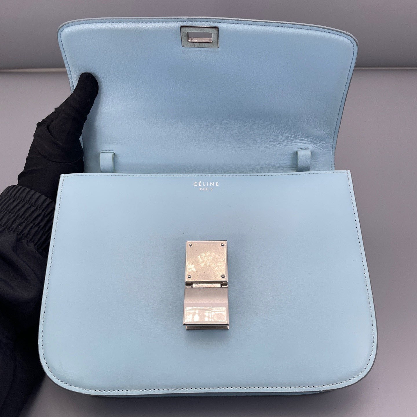 Celine - Box Bag Medium - Smooth calfskin leather - Light blue with Silver-Tone Hardware - (medium)