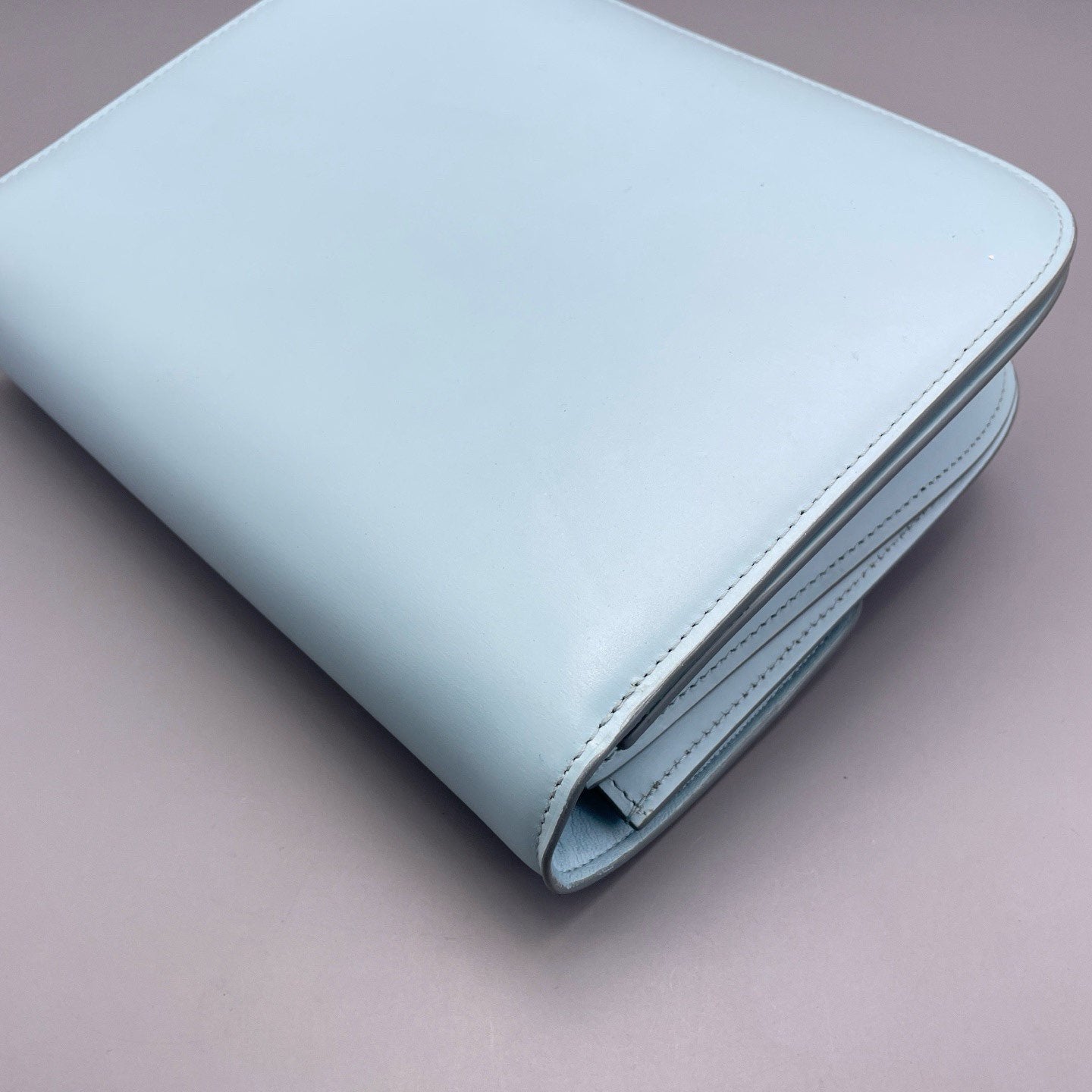 Celine - Box Bag Medium - Smooth calfskin leather - Light blue with Silver-Tone Hardware - (medium)