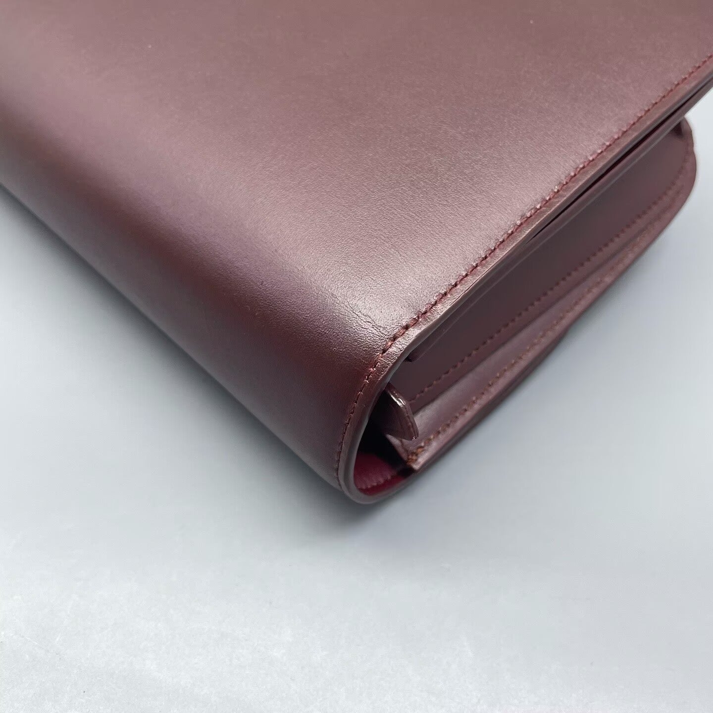 Celine - Box Bag - Smooth Calfskin Leather - Burgundy - (medium)