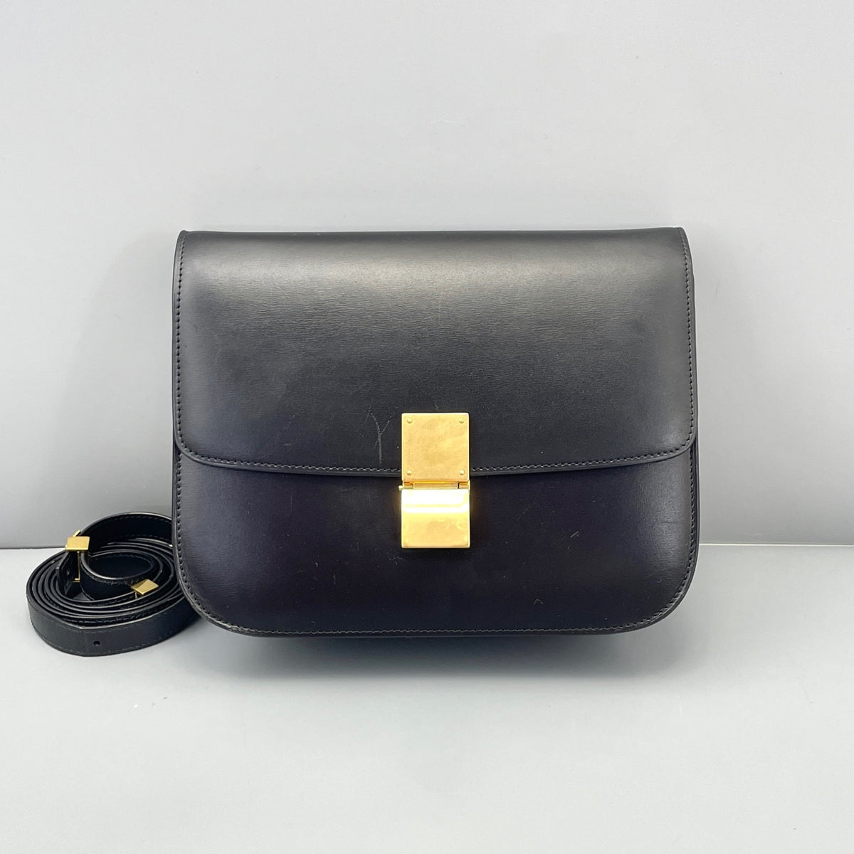 Celine - Box - Leather - Black - (medium)