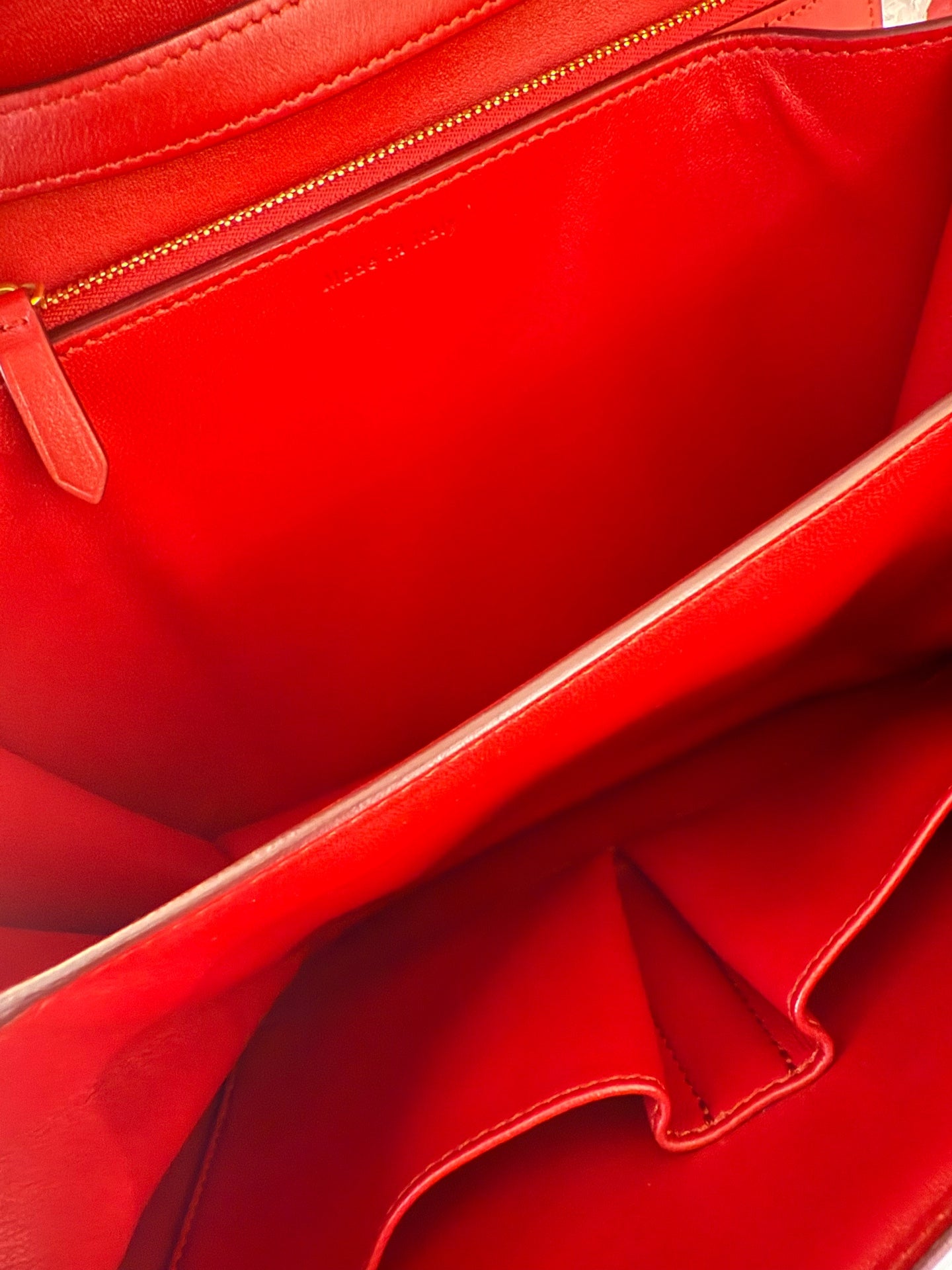 Celine - Box - Leather - Burgundy - (medium)