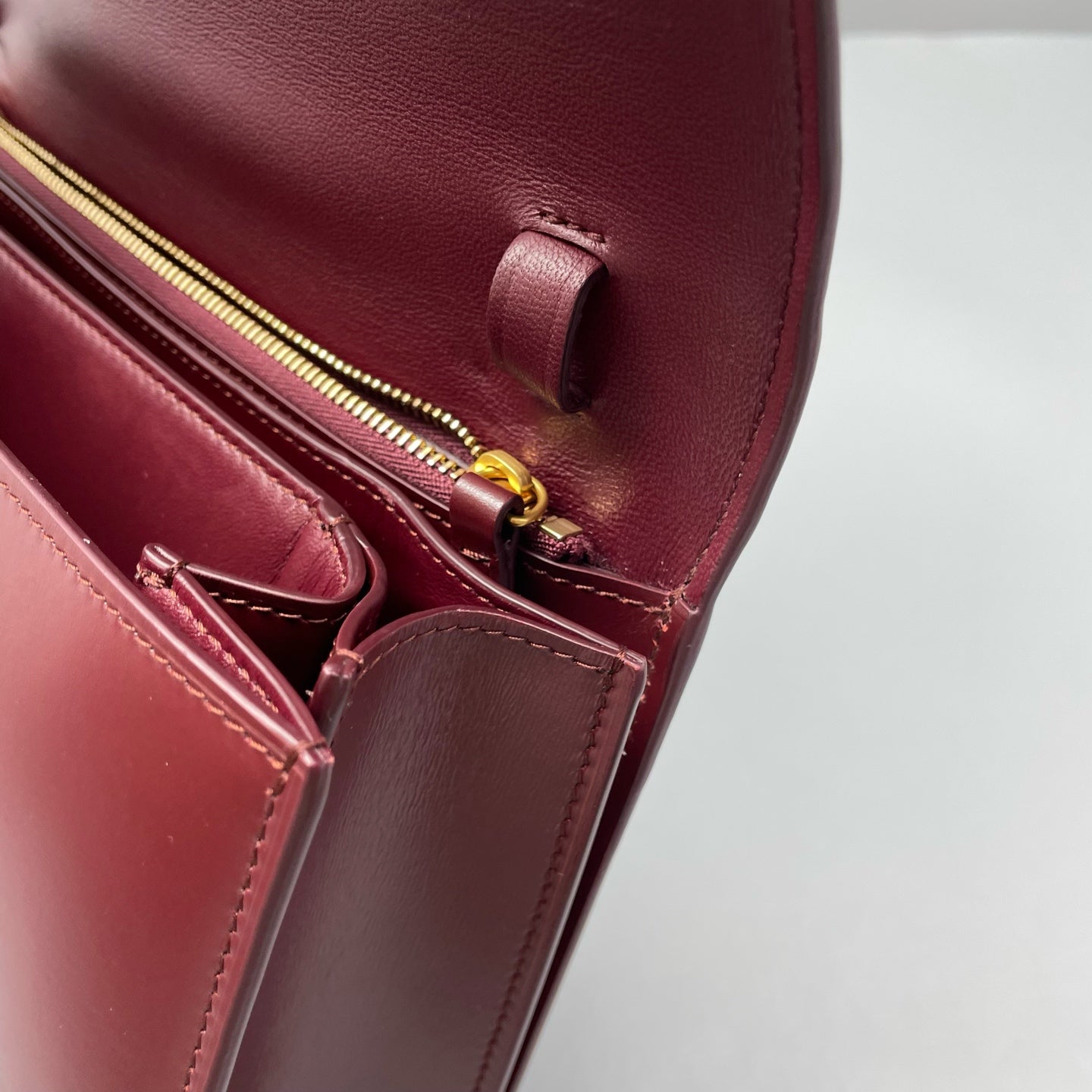 Celine - Box - Leather - Burgundy - (Medium)