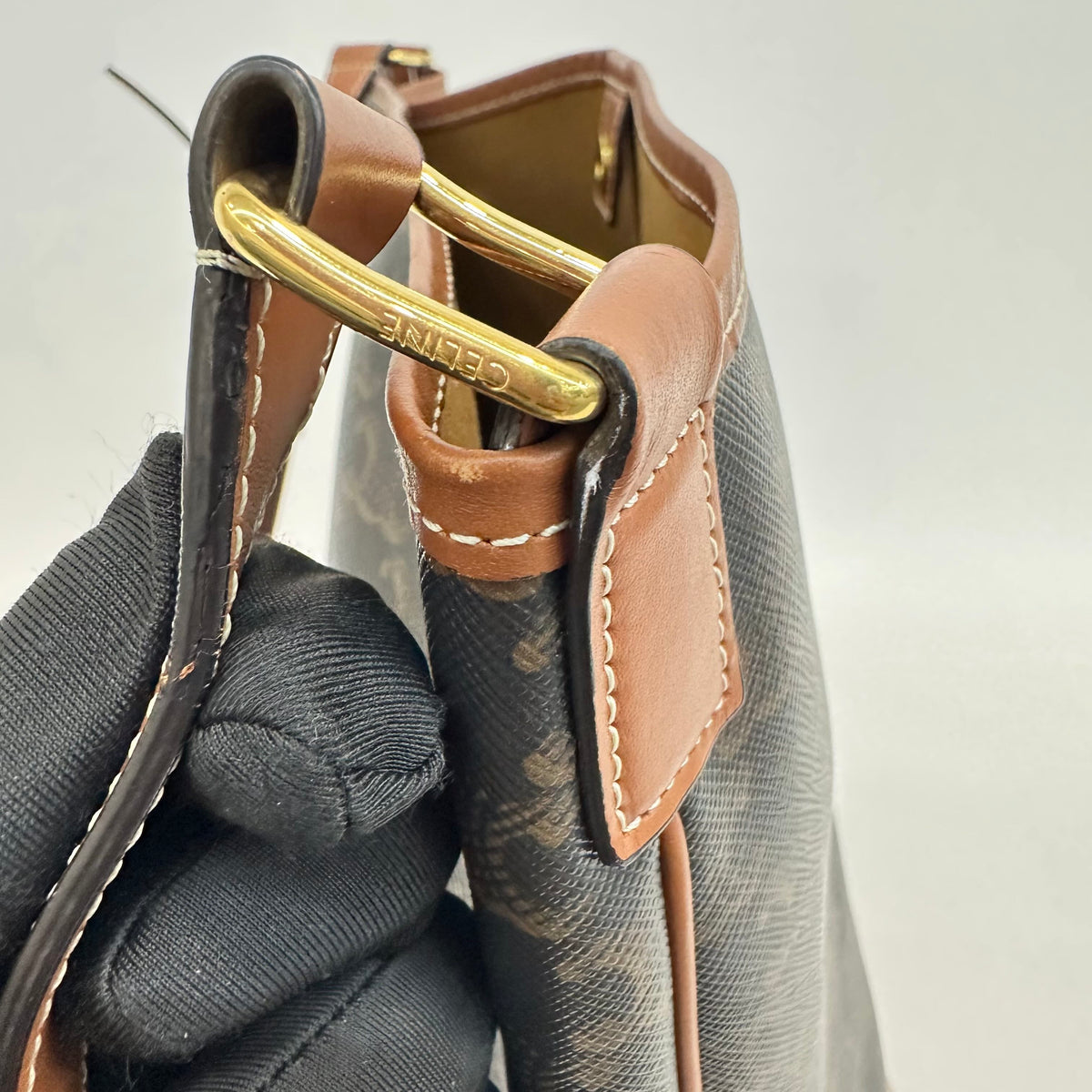 Celine - Bucket Bag - Leather - Brown - (medium)