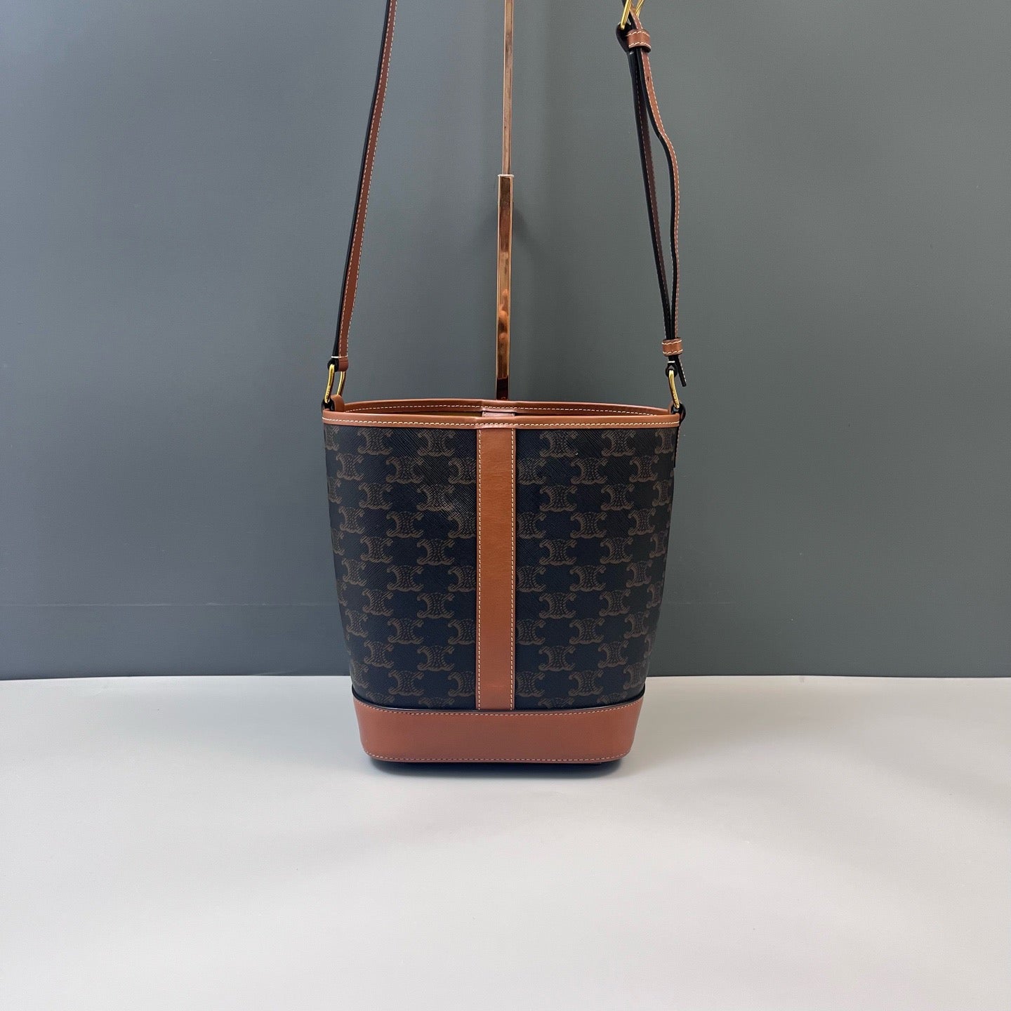 Celine - Bucket Bag - Triomphe coated canvas with leather trim - Brown - (Small)