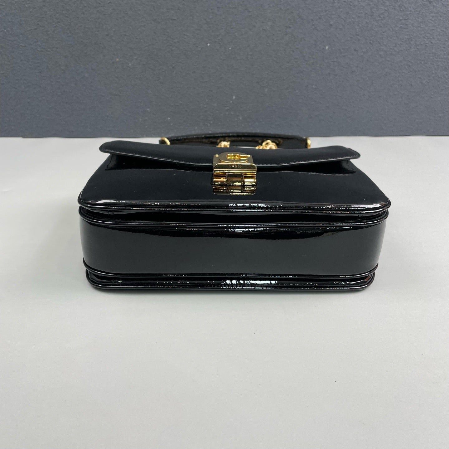 Celine - C Bag - Patent leather - Black with Gold-Tone Hardware - (Small)