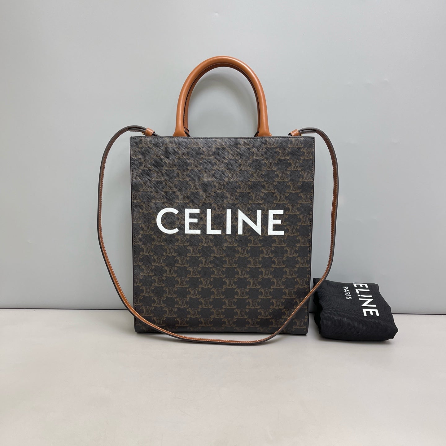 Celine - Cabas - Leather - Brown - (Small)