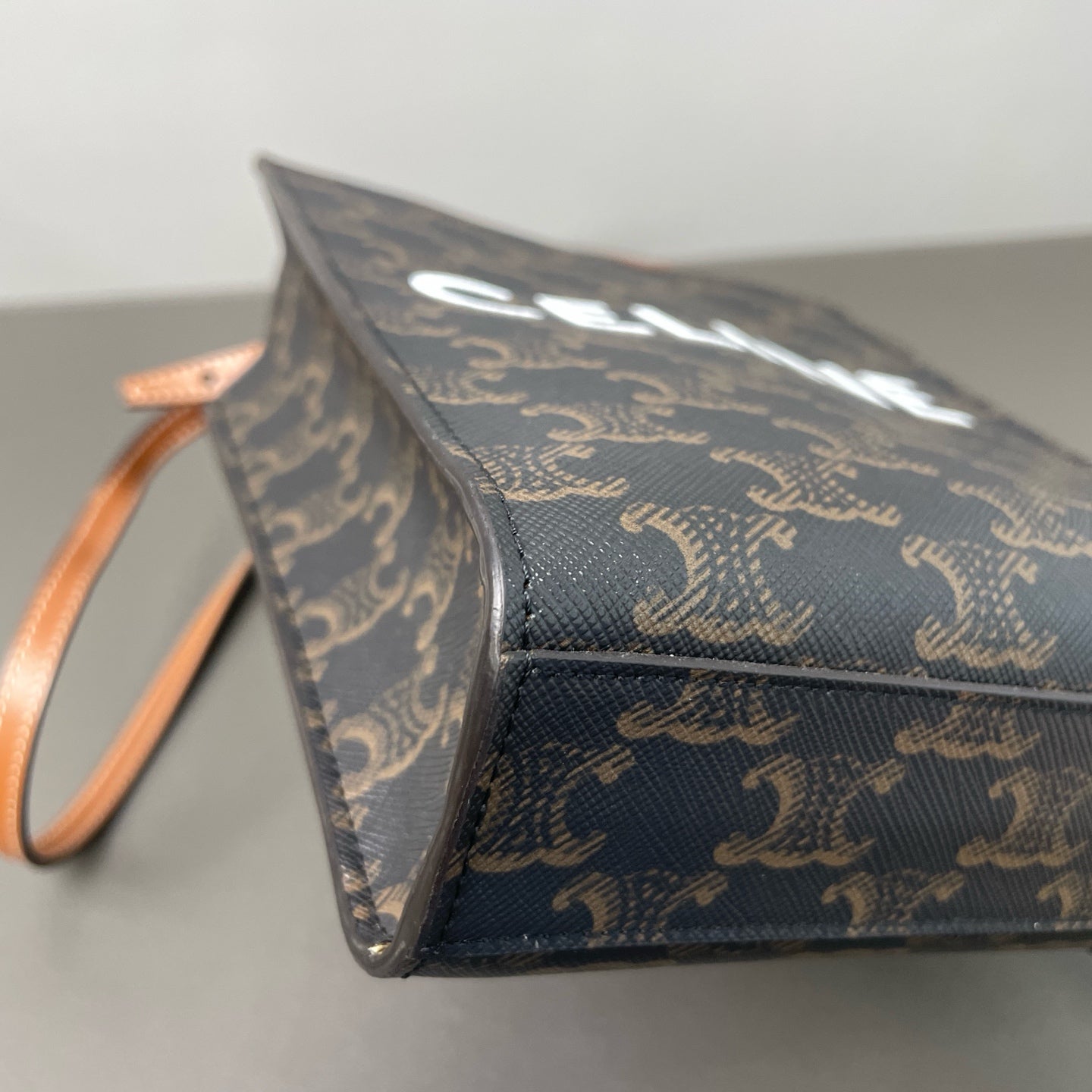 Celine - Cabas Mini Vertical - Leather - Brown - (mini)