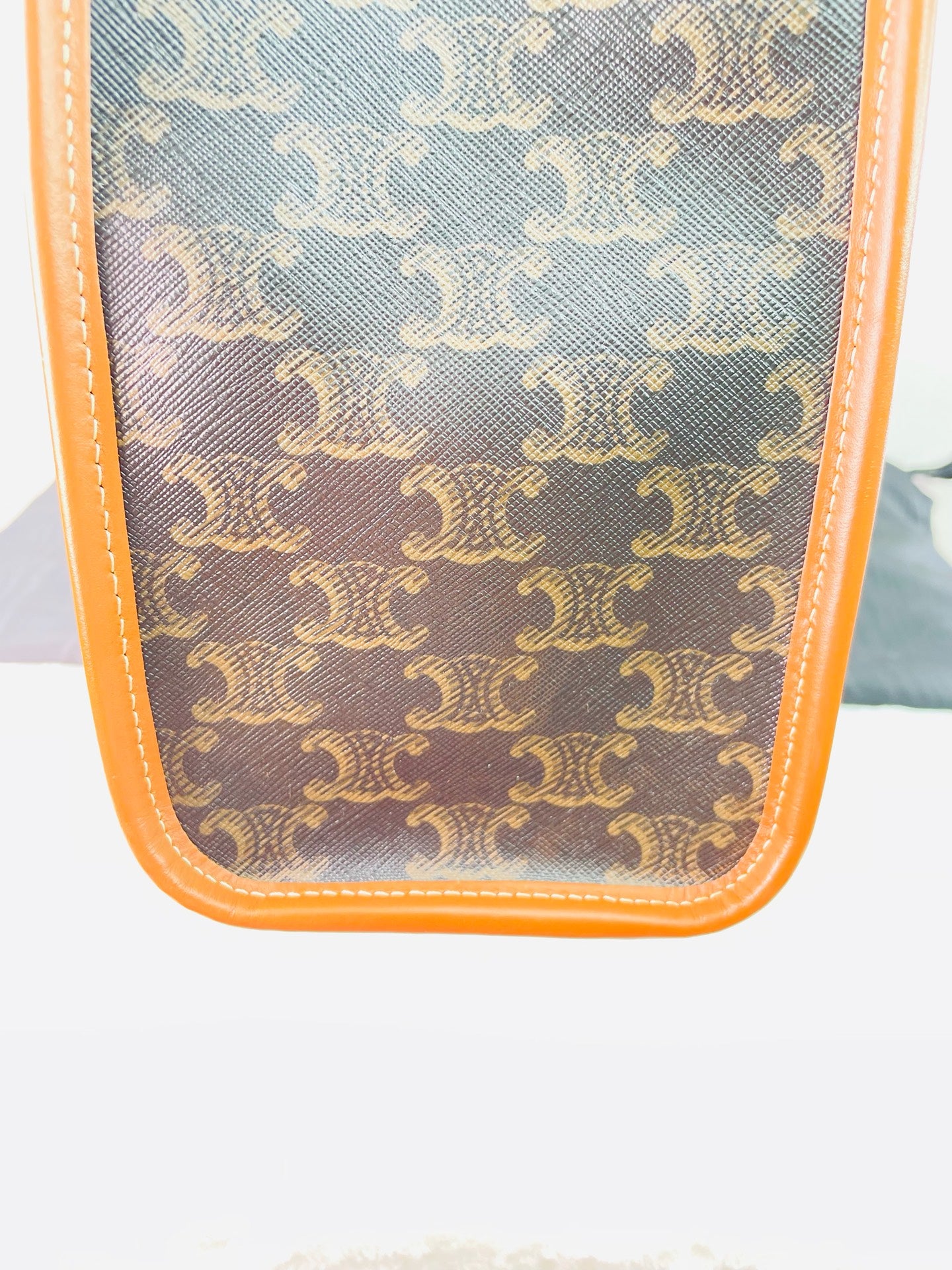Celine - Cabas Triomphe - Leather - Brown - (small)