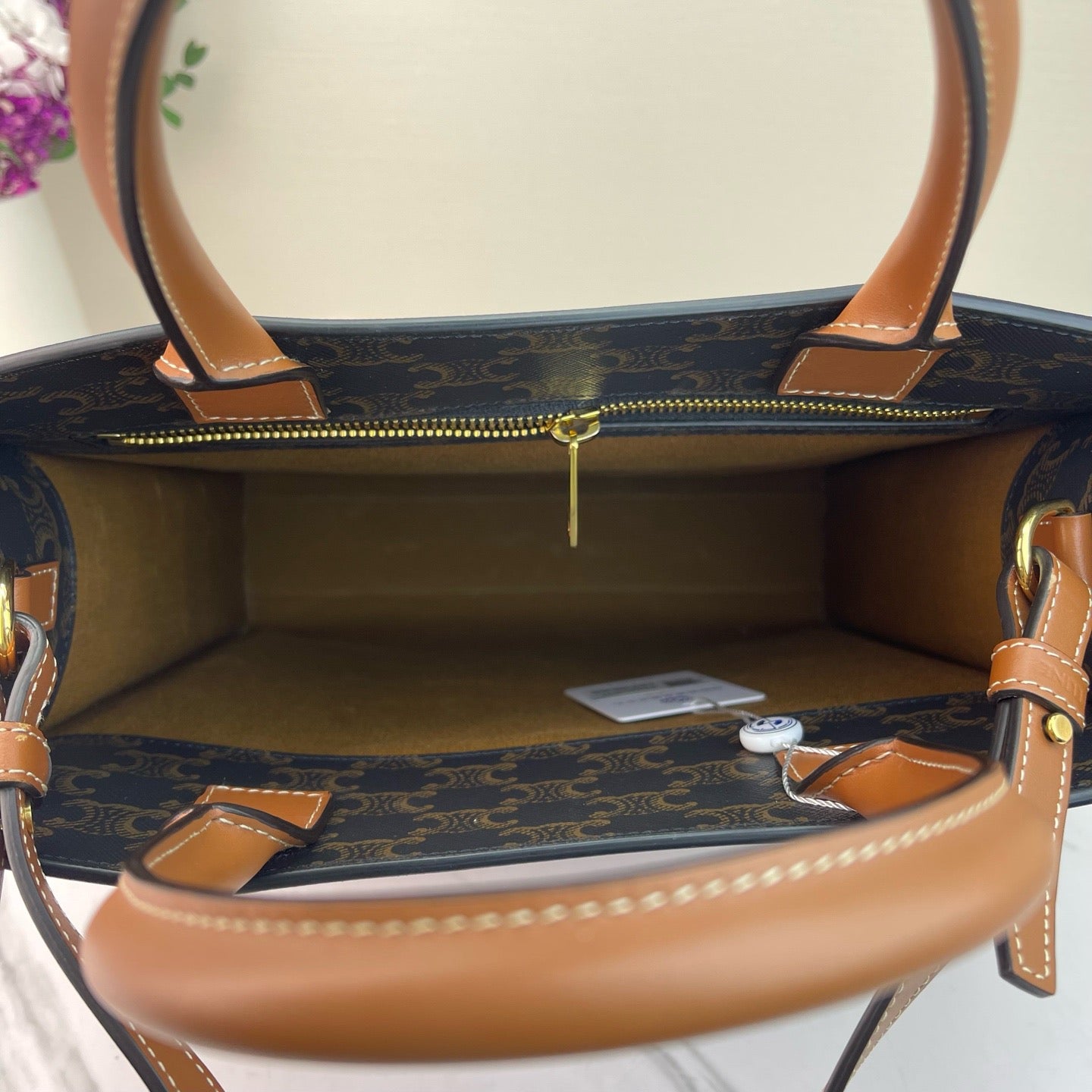 Celine - Cabas Triomphe Vertical Tote - Triomphe coated canvas with calfskin leather trim - Brown - (medium)