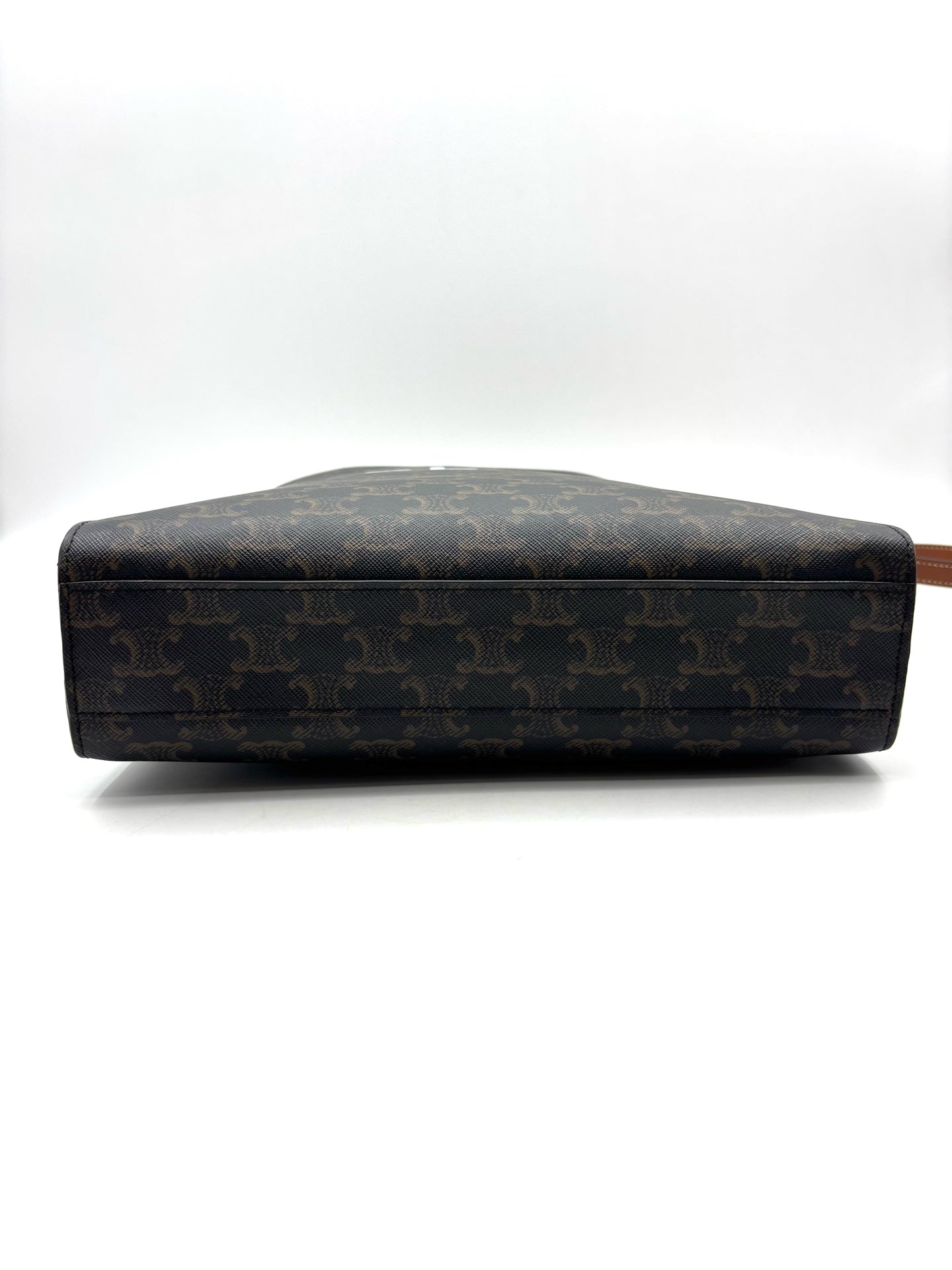 Celine - Cabas Vertical - Leather - Brown - (Medium)
