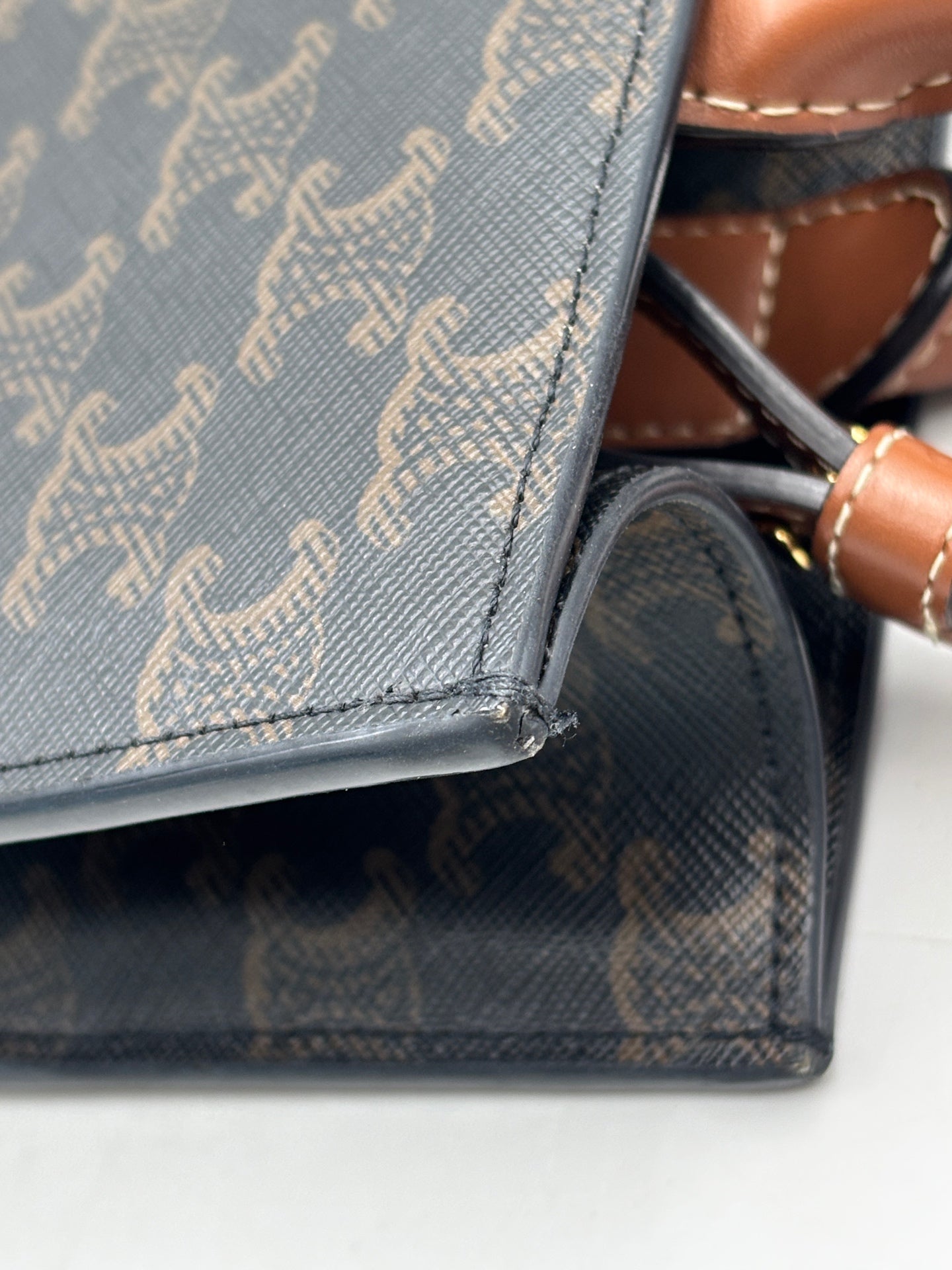 Celine - Cabas Vertical - Leather - Brown - (small)