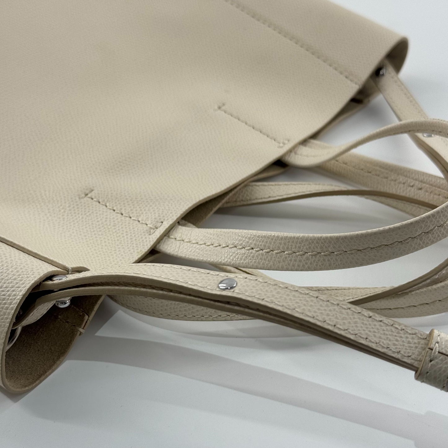 Celine - Cabas Vertical Tote - Pebbled leather - Black and White - (medium)
