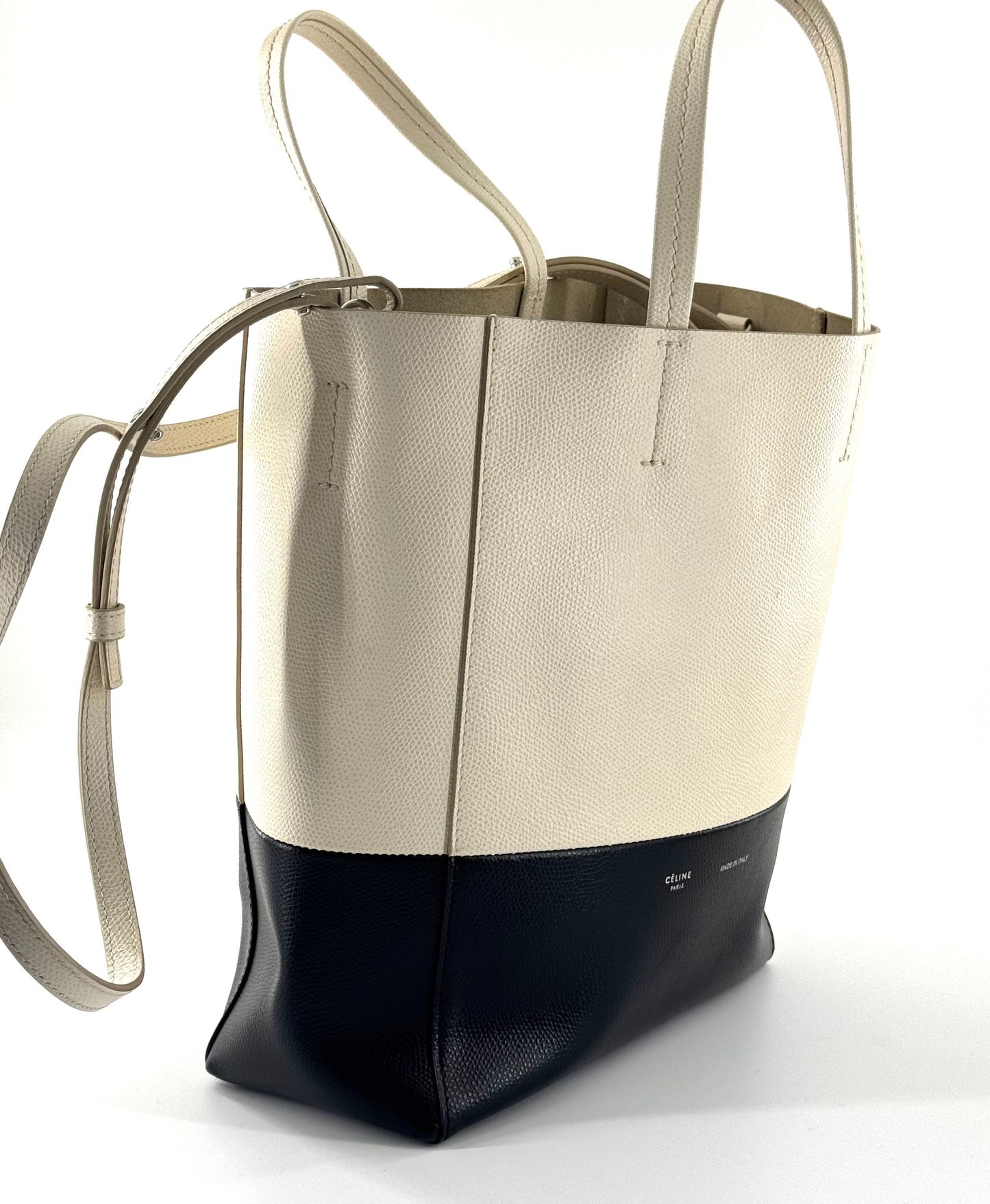 Celine - Cabas Vertical Tote - Pebbled leather - Black and White - (medium)
