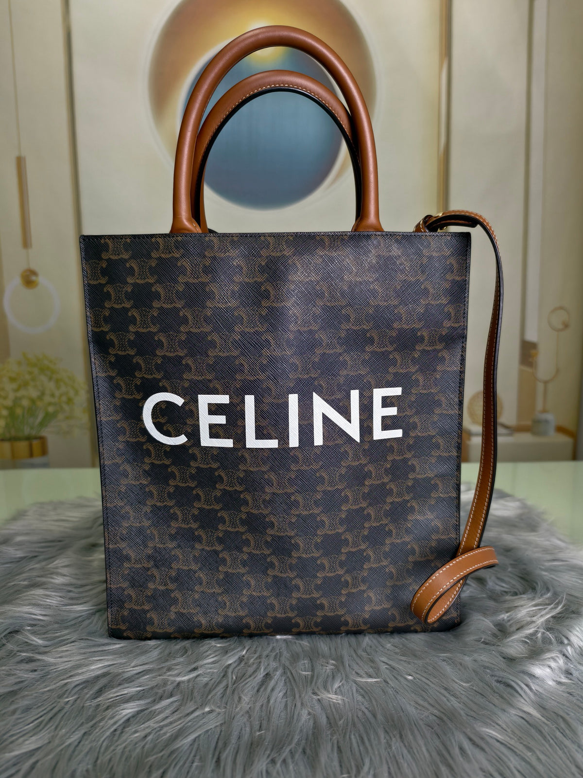 Celine - Cabas Vertical Triomphe Small - Cloth - Brown - (small)