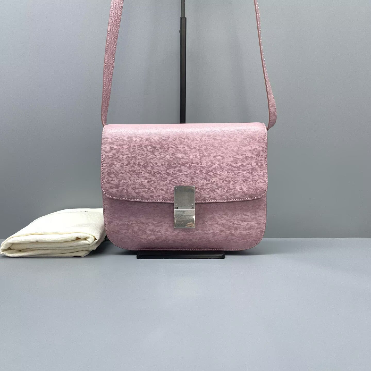 Celine - Classic Box Bag - Grained calfskin leather - Pink - (medium)