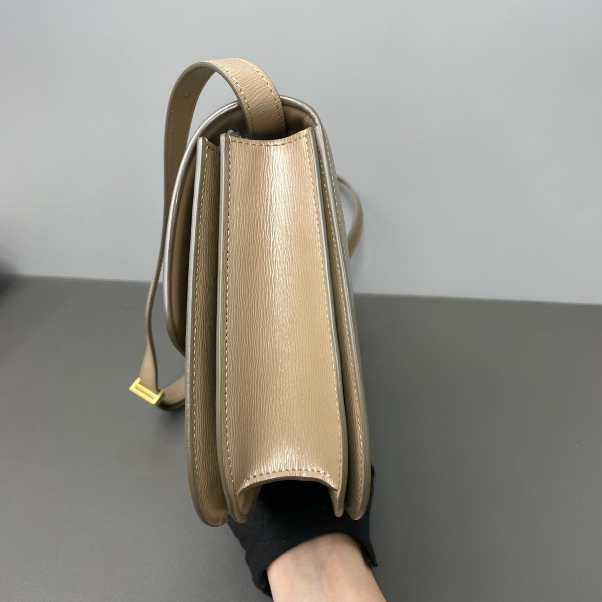 Celine - Classic Box Bag - Leather - Beige