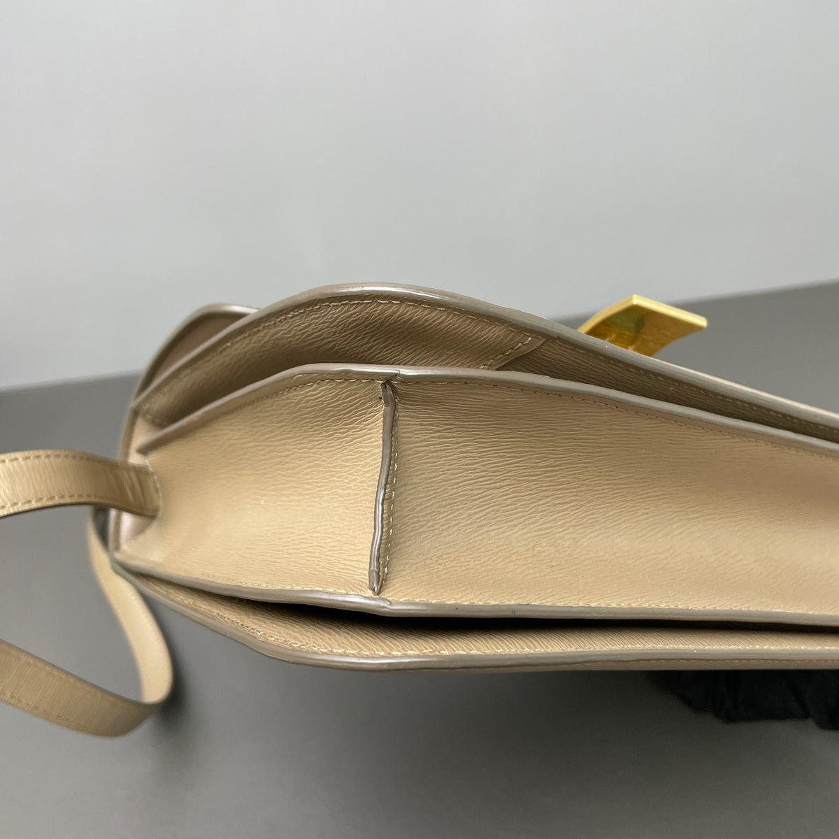 Celine - Classic Box Bag - Leather - Beige