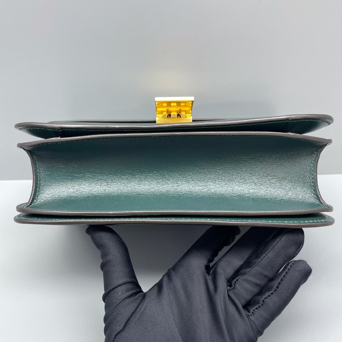 Celine - Classic Box Bag - Smooth leather - Green - (medium)