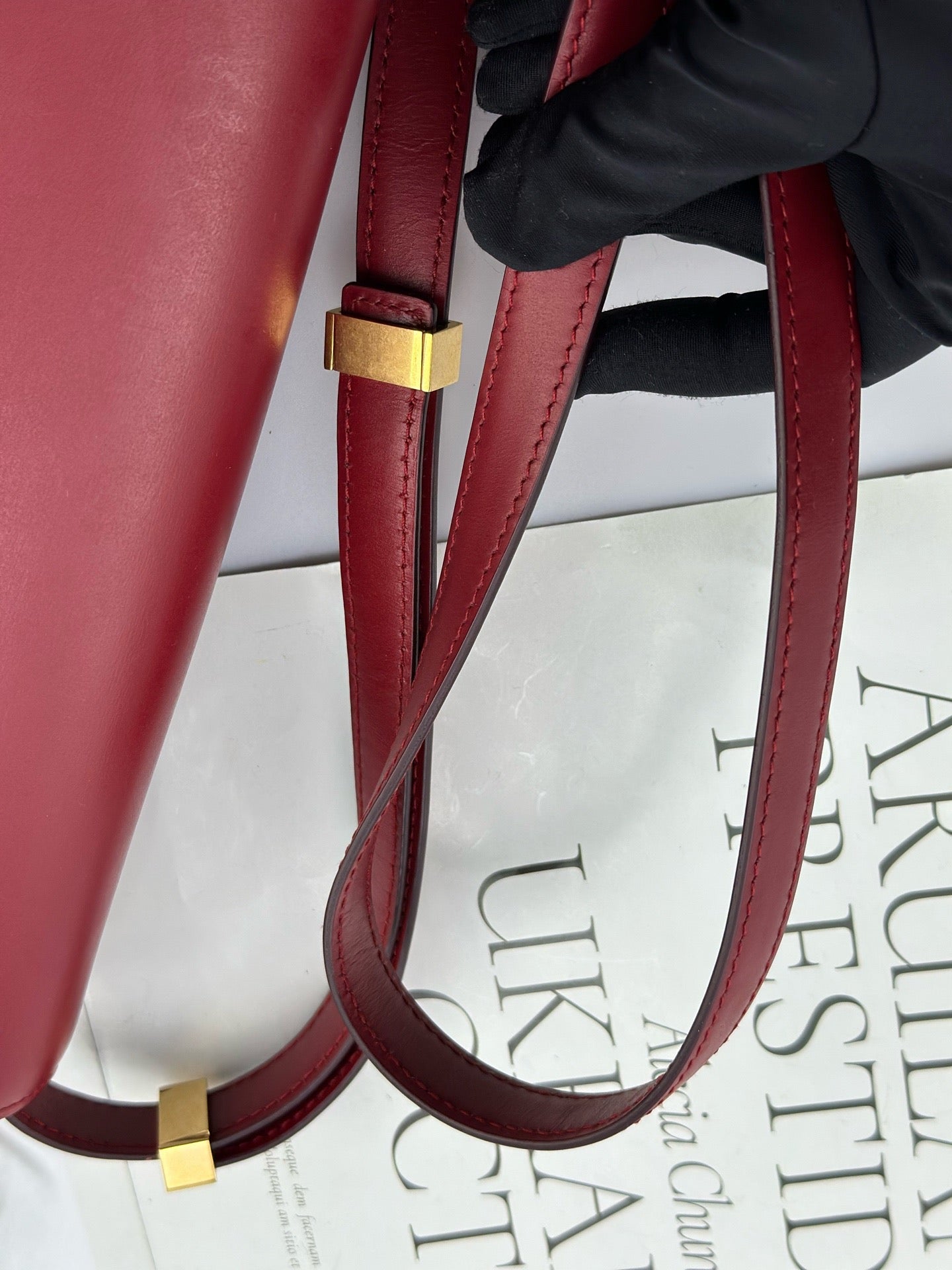 Celine - Classic Box - Box calfskin leather - Red - (medium)