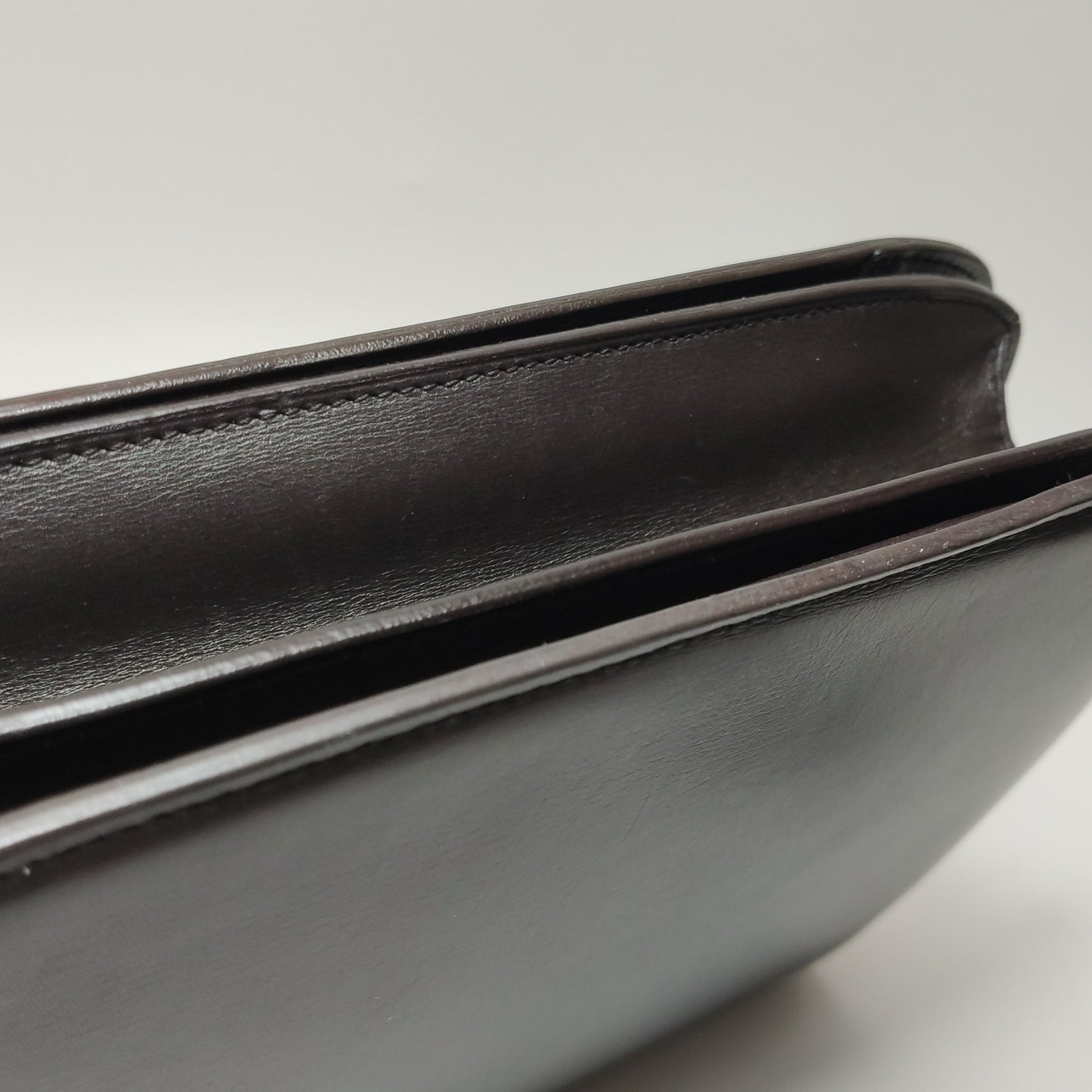 Celine - Classic Box - Leather - Black - (medium)
