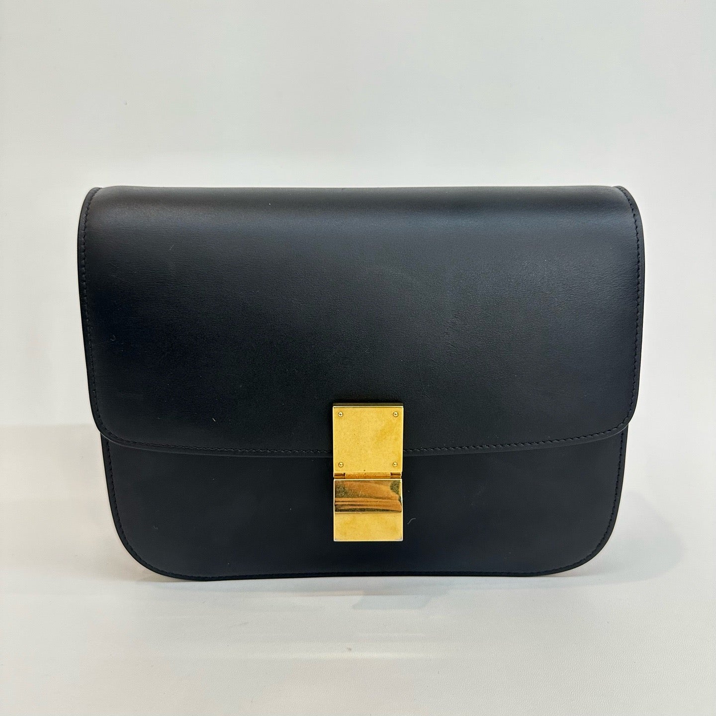 Celine - Classic Box - Smooth calfskin leather - Black - (medium)