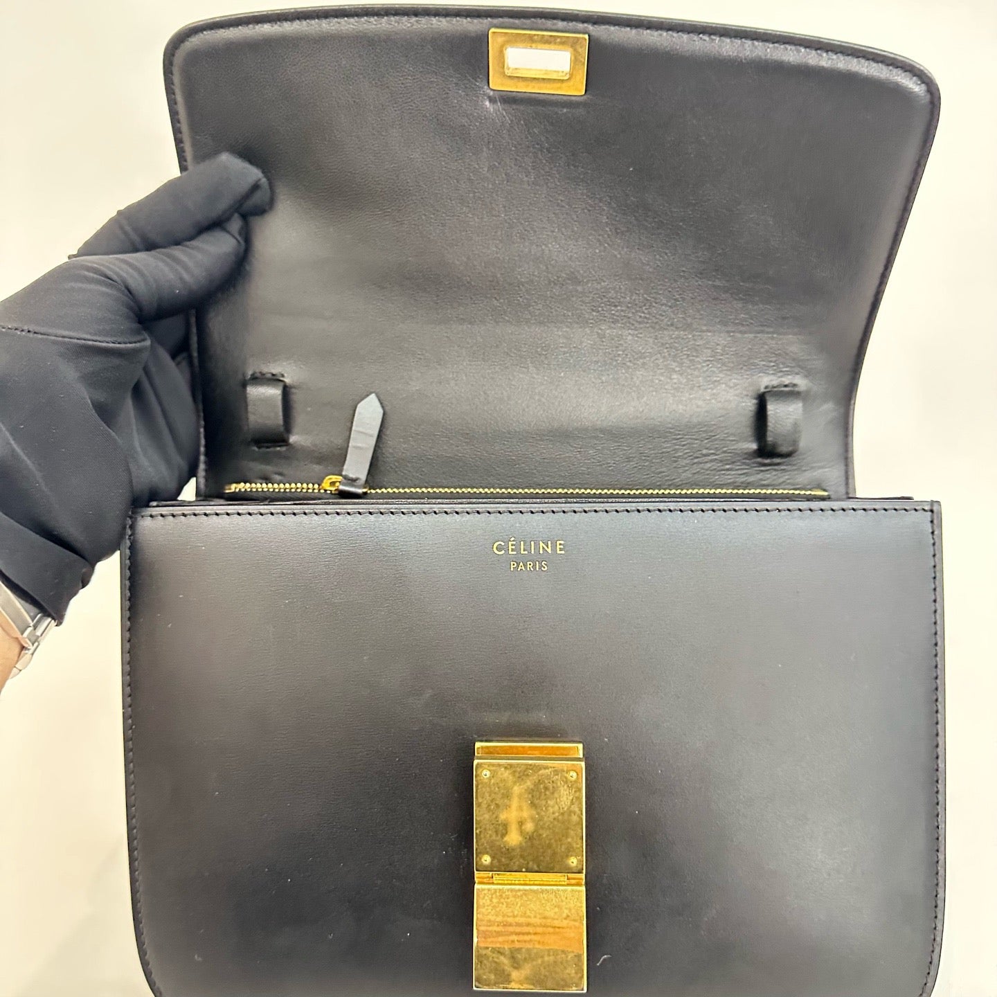 Celine - Classic Box - Smooth calfskin leather - Black - (medium)