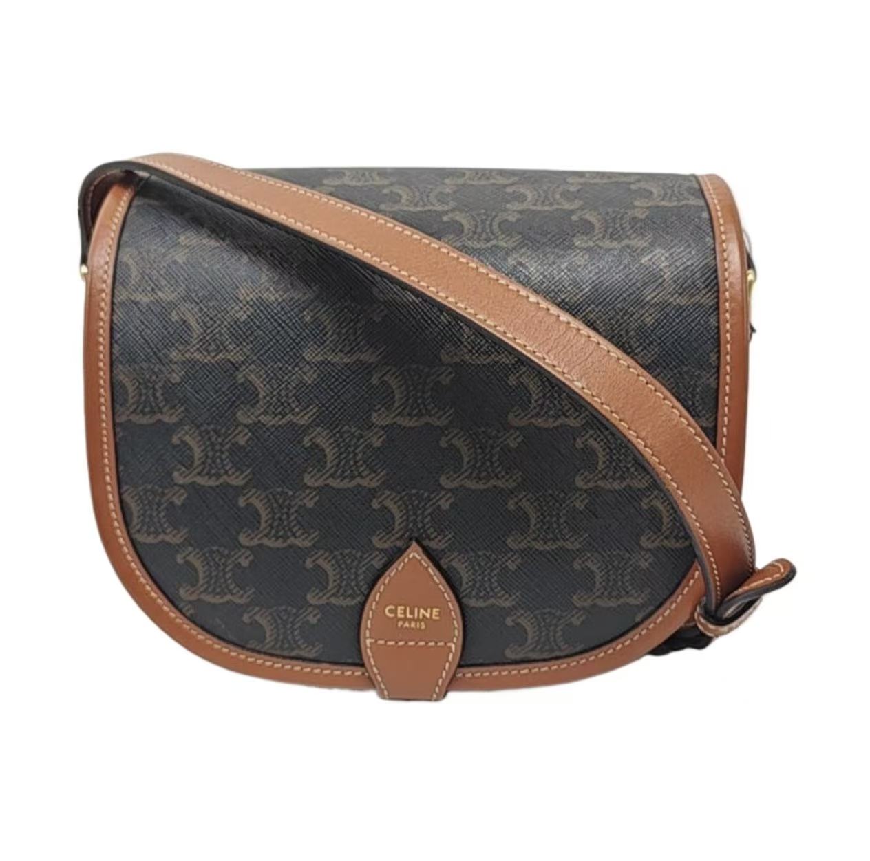 Celine - FOLCO Medium Triomphe Canvas Shoulder Bag - PVC coated canvas with leather trim - Brown - (medium)