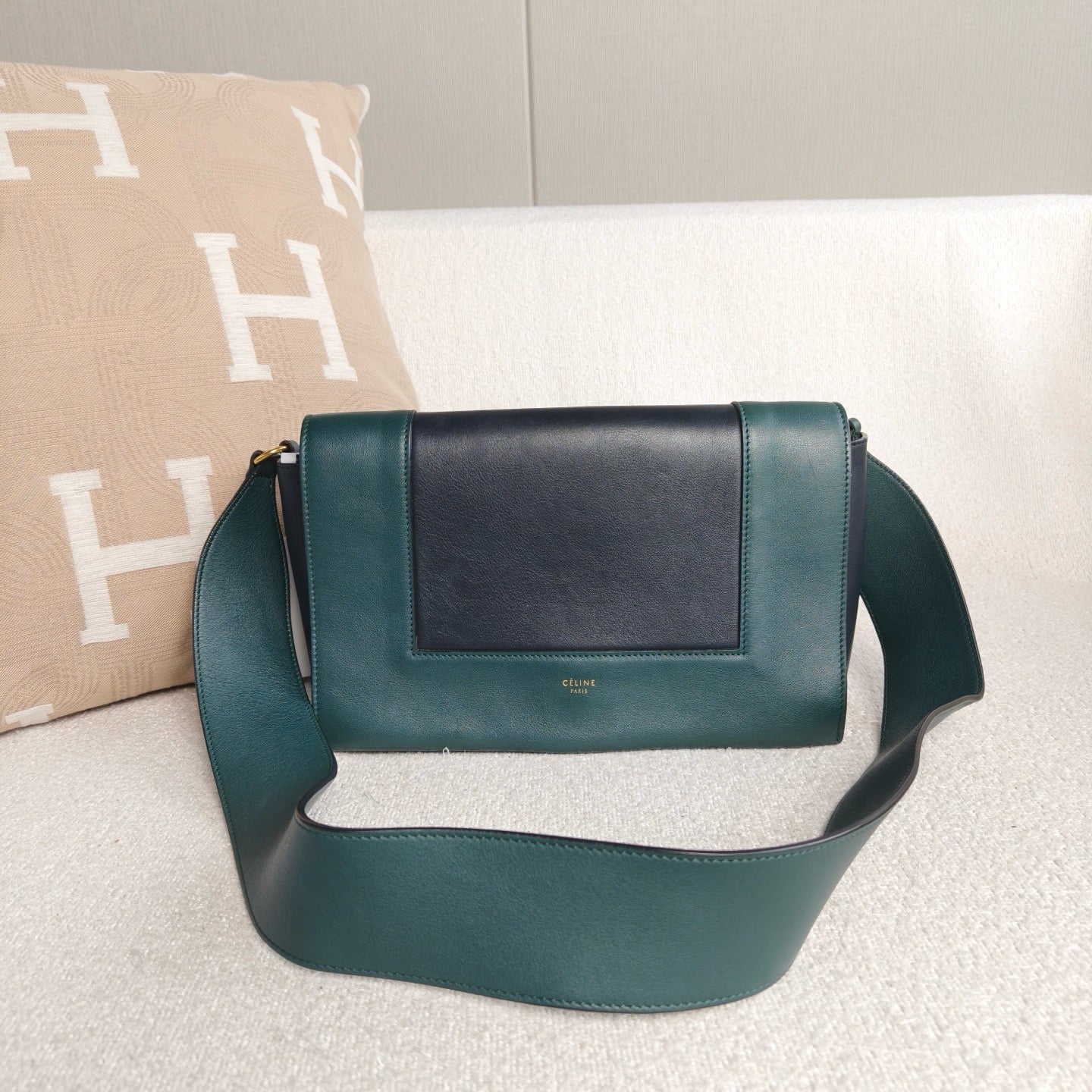 Celine - Frame - Cowhide leather - Dark Green and Black - (medium)